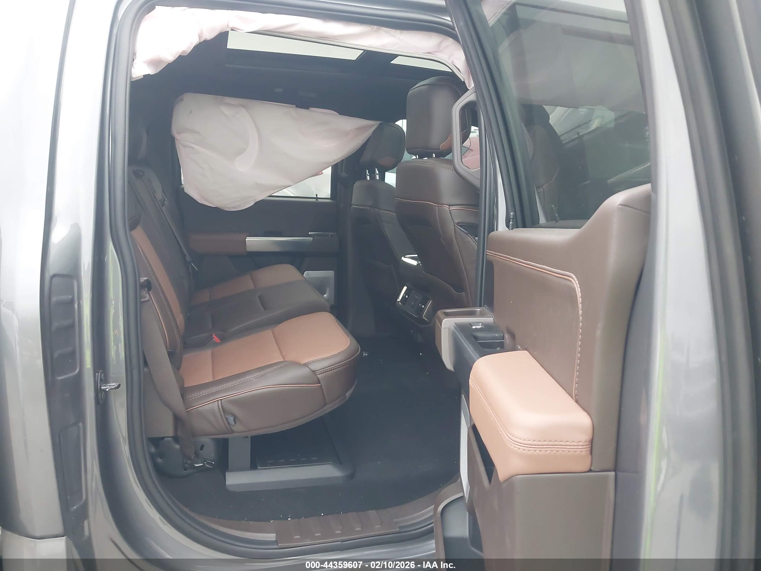 FORD F-150 image 8