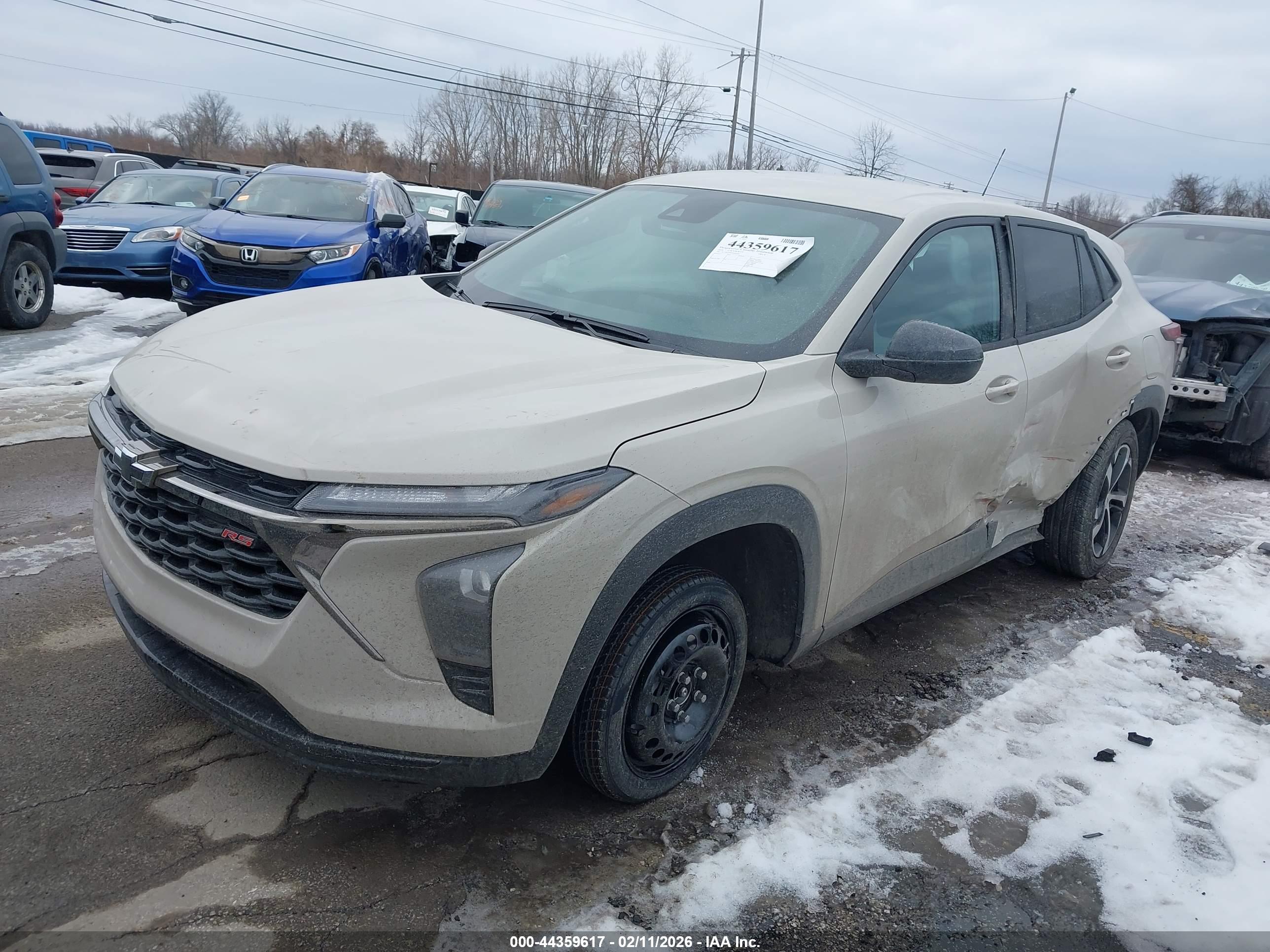 CHEVROLET TRAX image 2