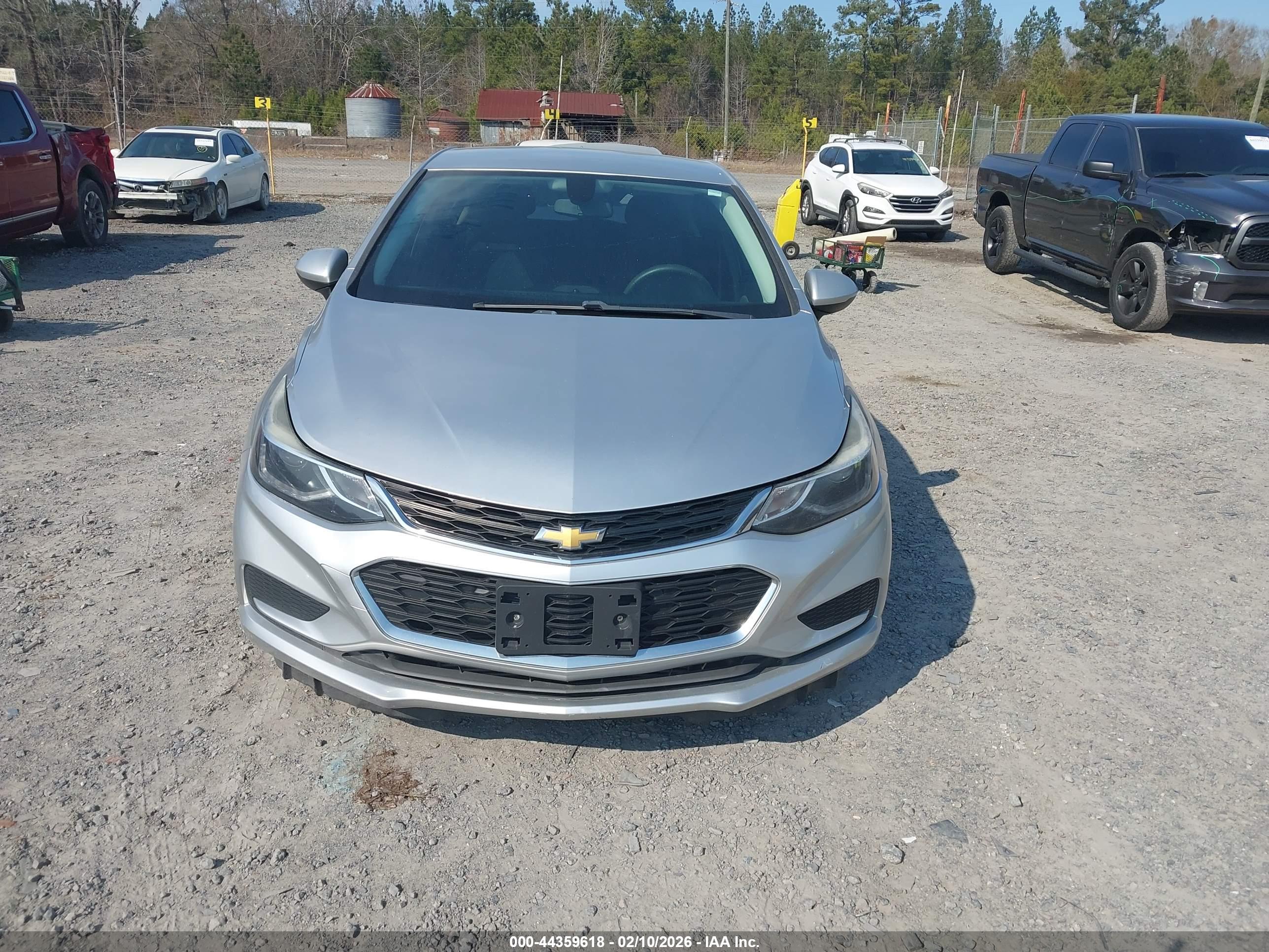 CHEVROLET CRUZE image 6