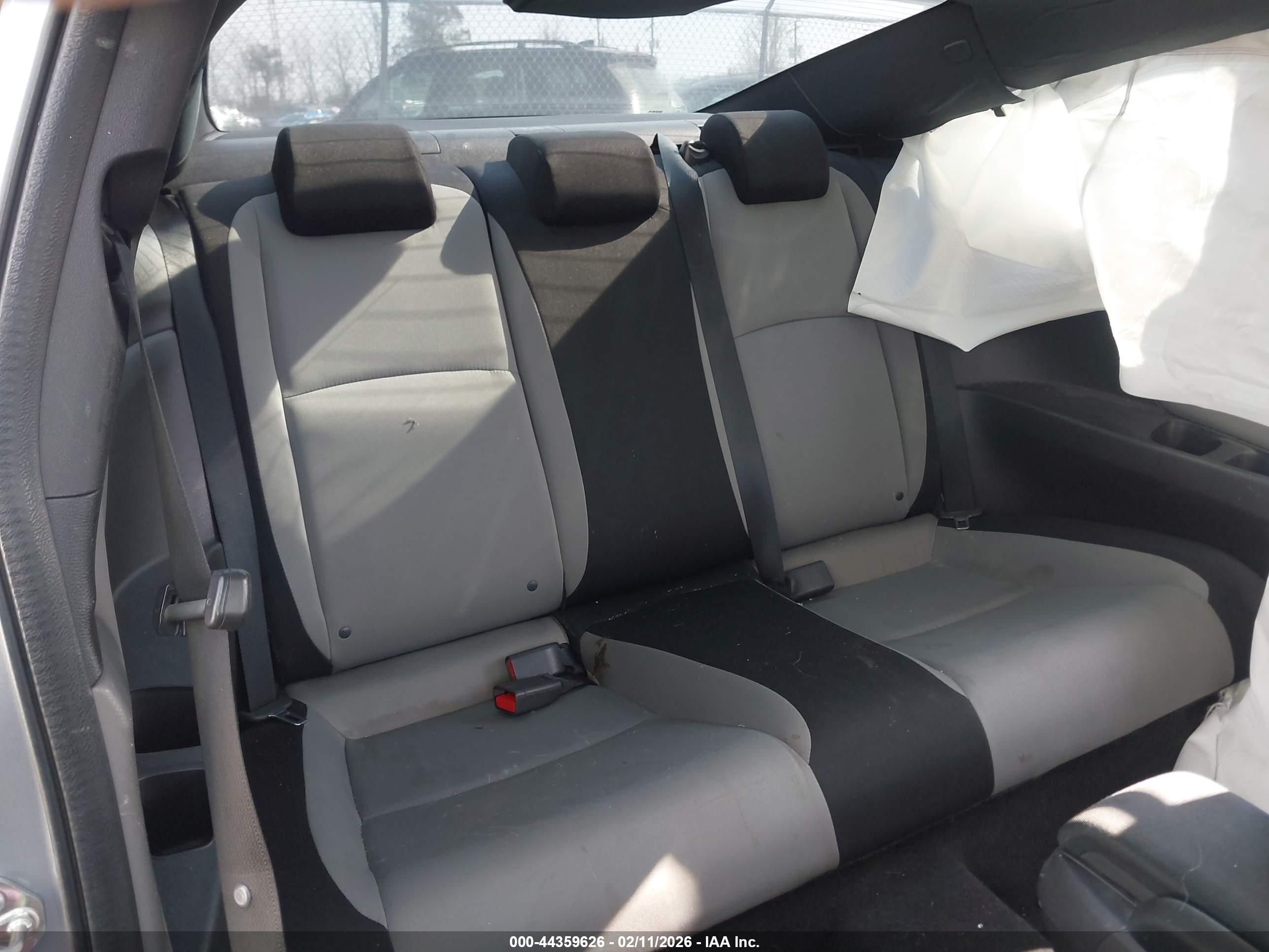 HONDA CIVIC image 8