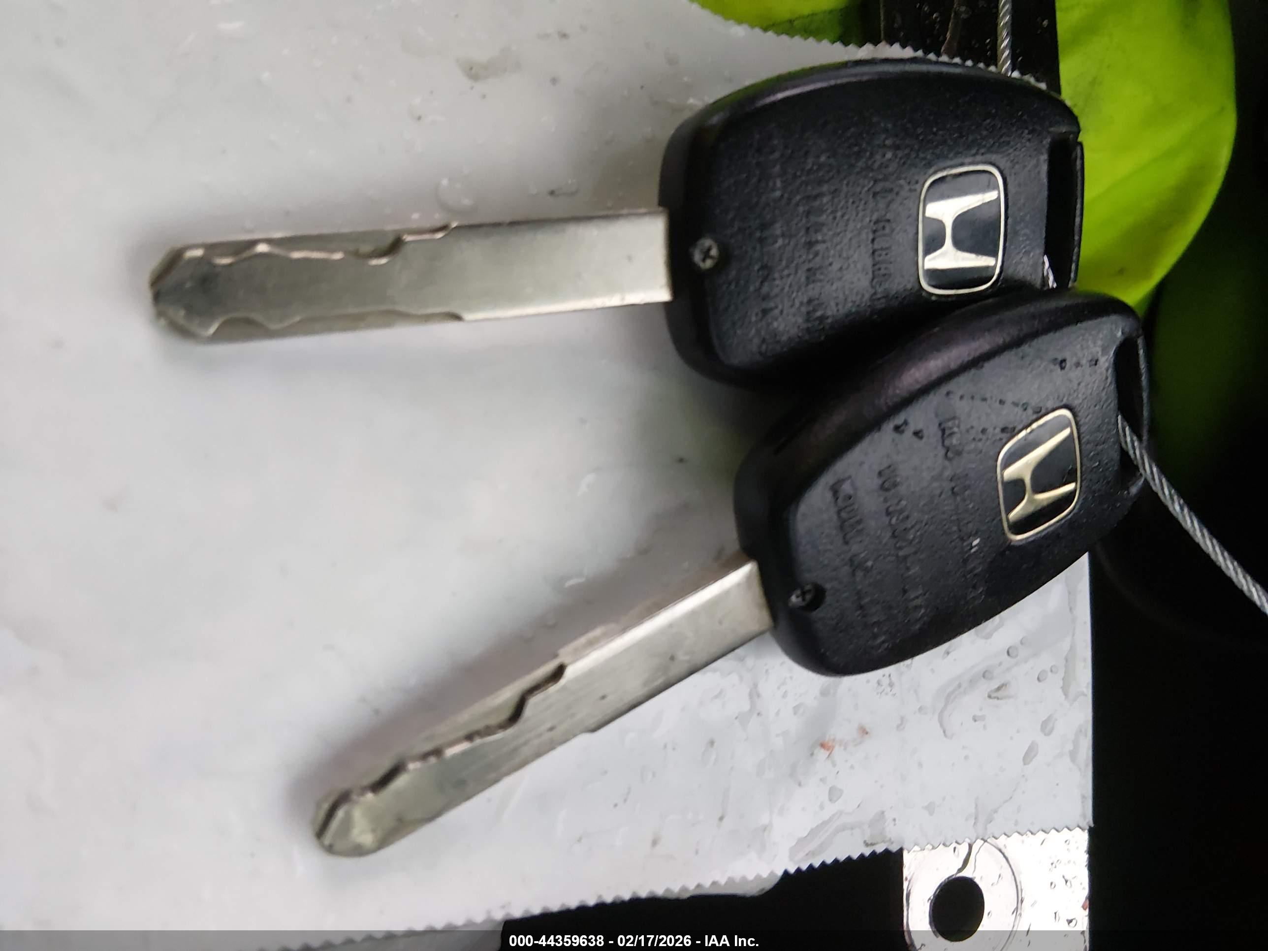 HONDA FIT image 11