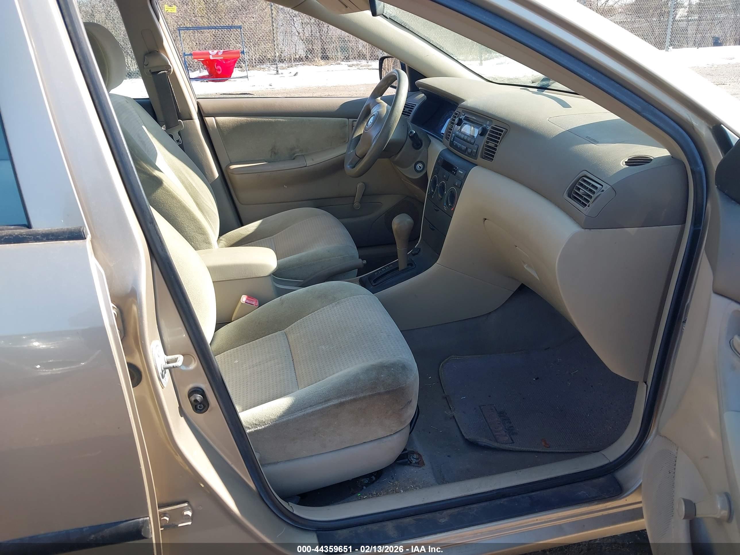 TOYOTA COROLLA image 5