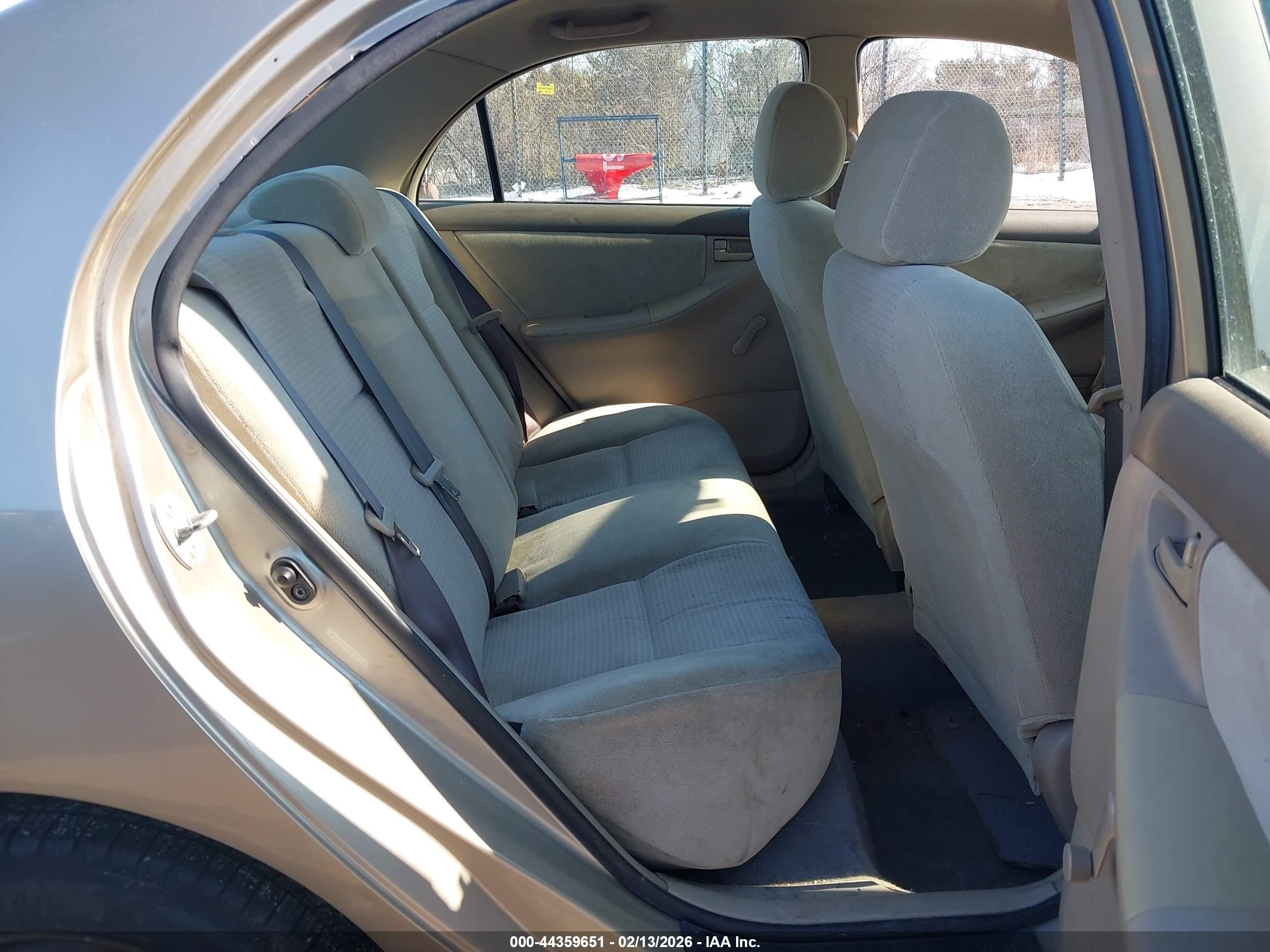 TOYOTA COROLLA image 8