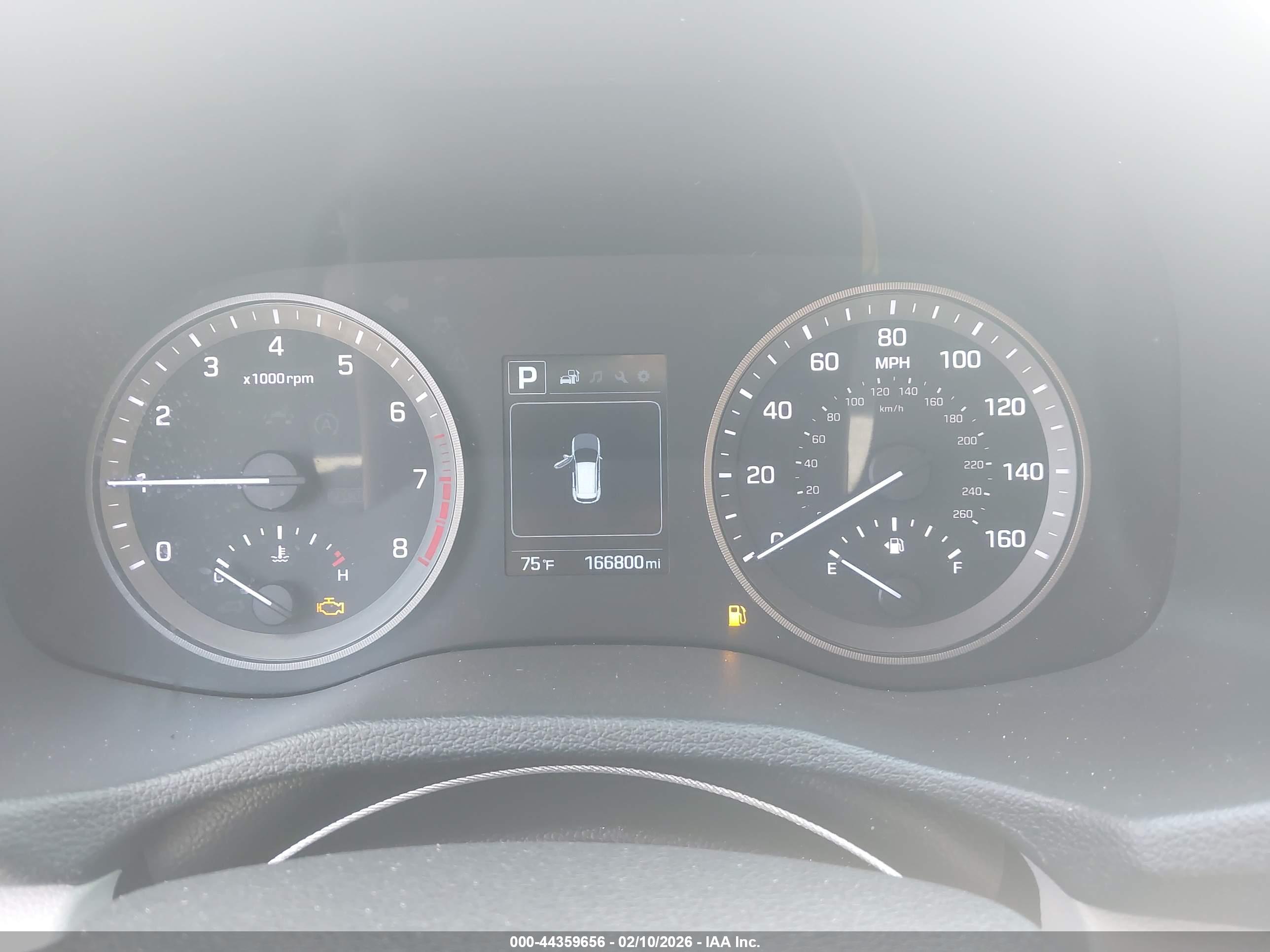 HYUNDAI TUCSON image 7