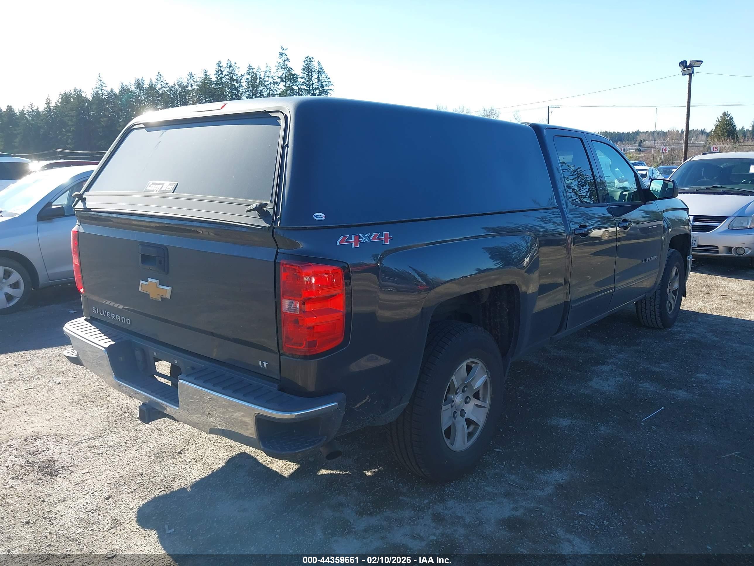 CHEVROLET SILVERADO image 4