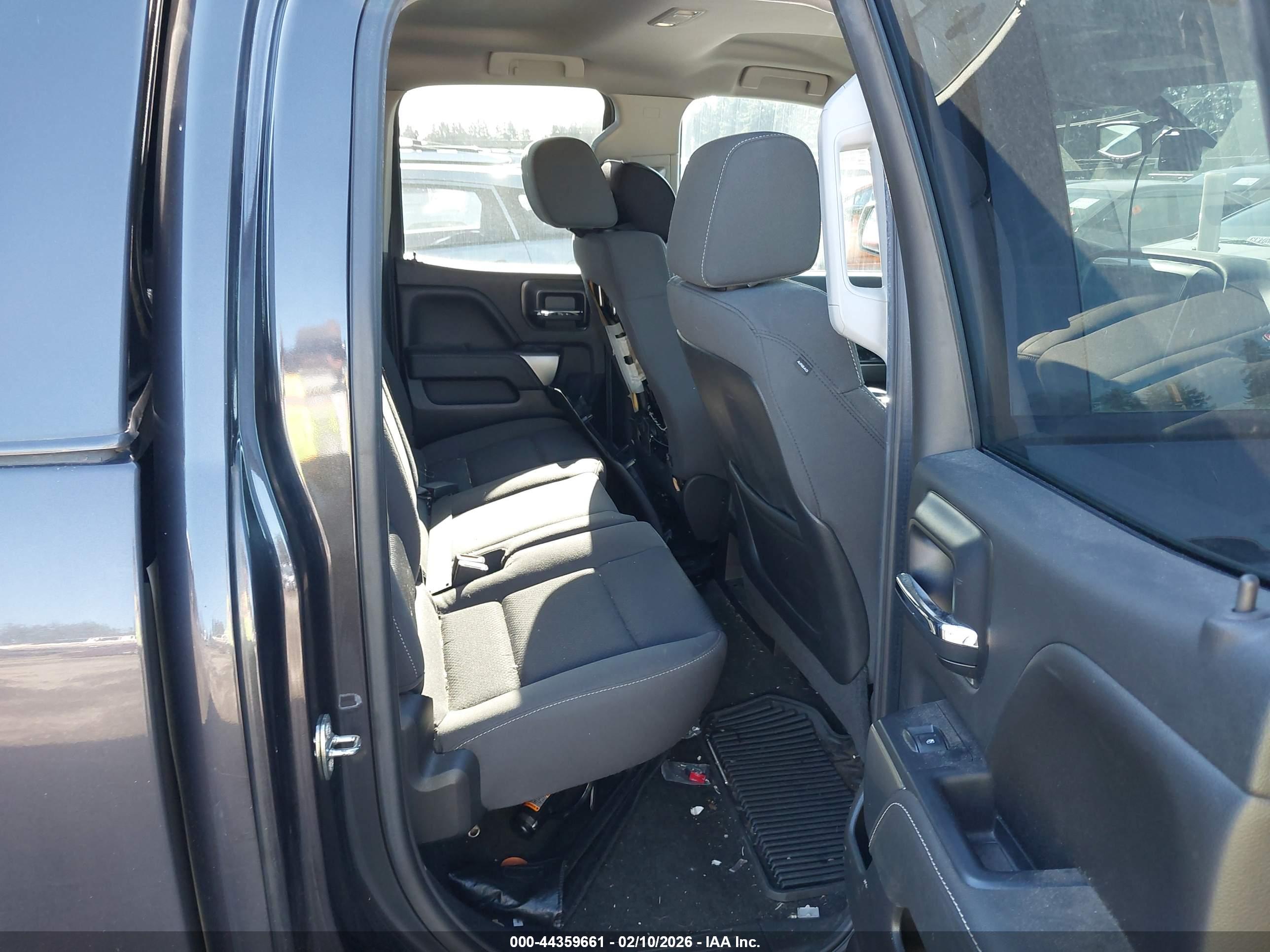 CHEVROLET SILVERADO image 8