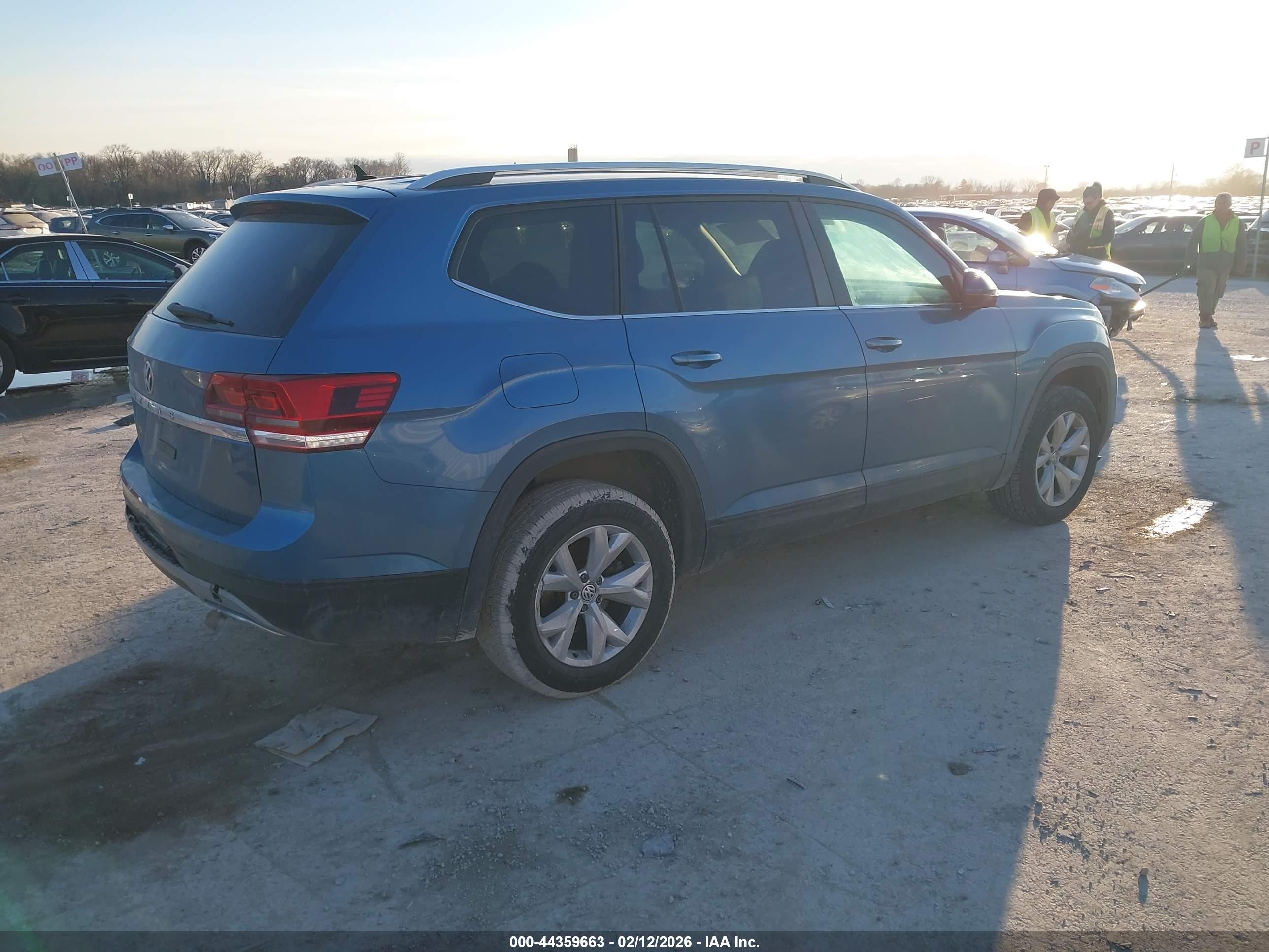 VOLKSWAGEN ATLAS image 4