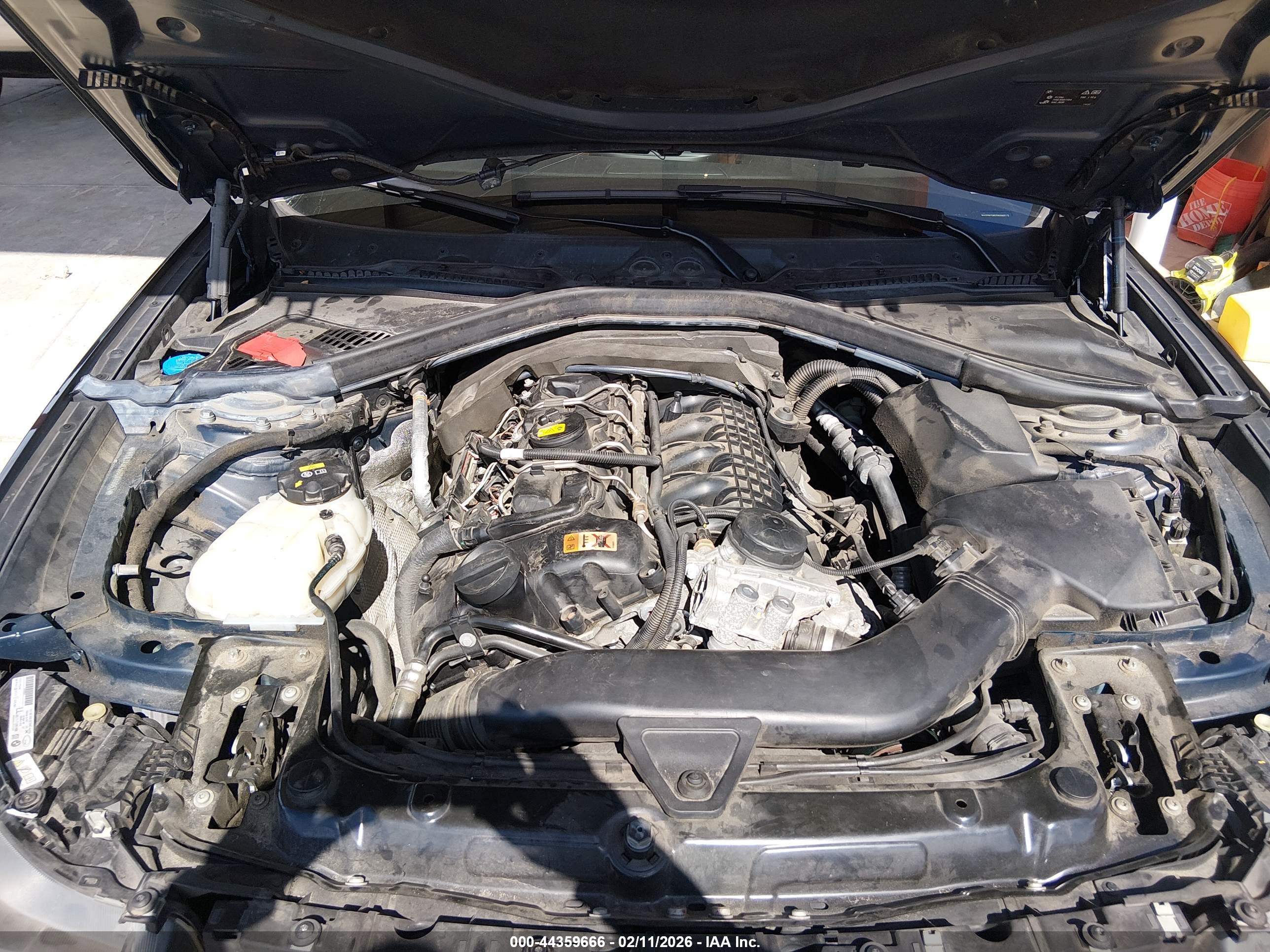 BMW 335I image 10