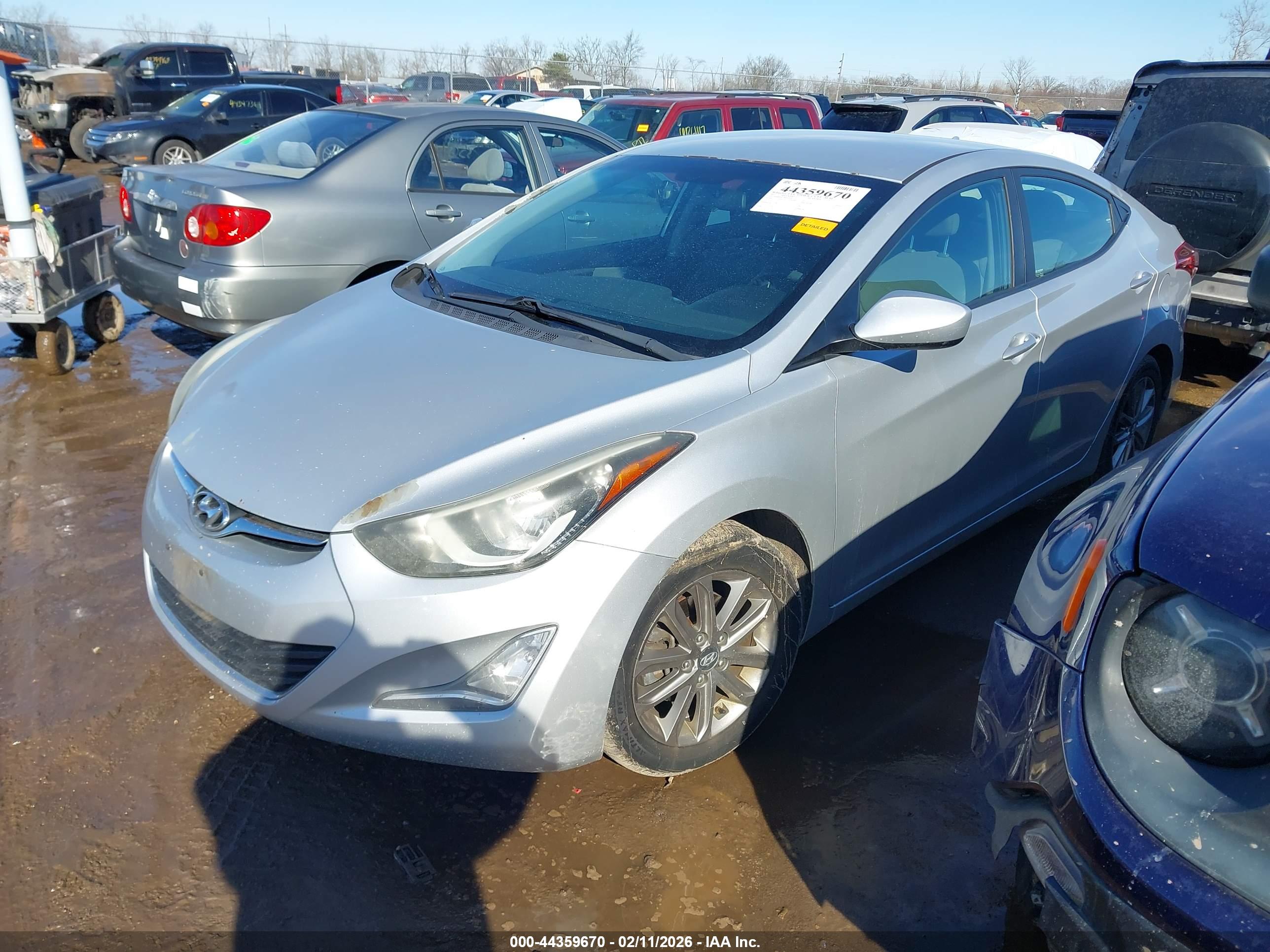 HYUNDAI ELANTRA image 2
