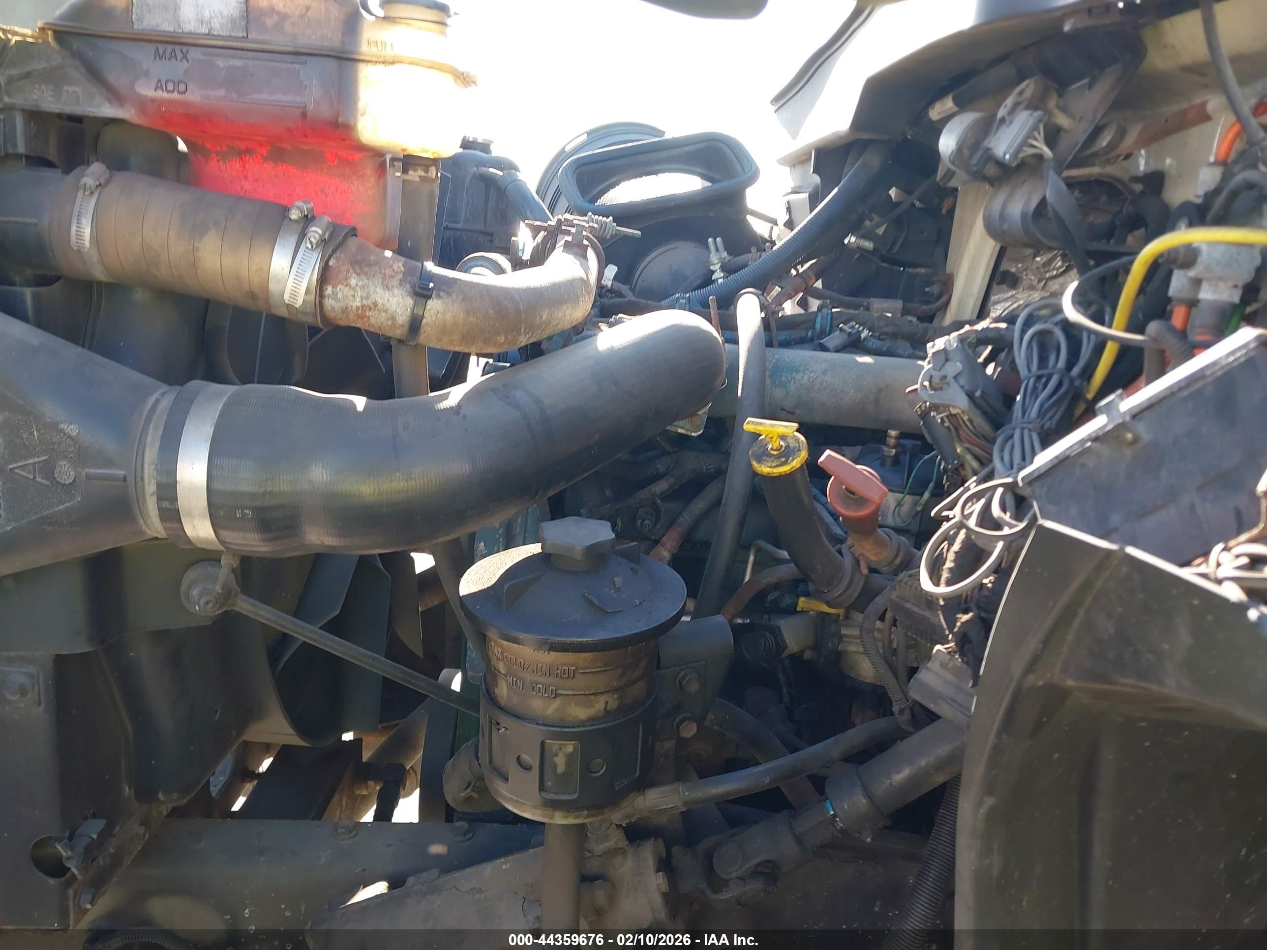 INTERNATIONAL 7000 image 10