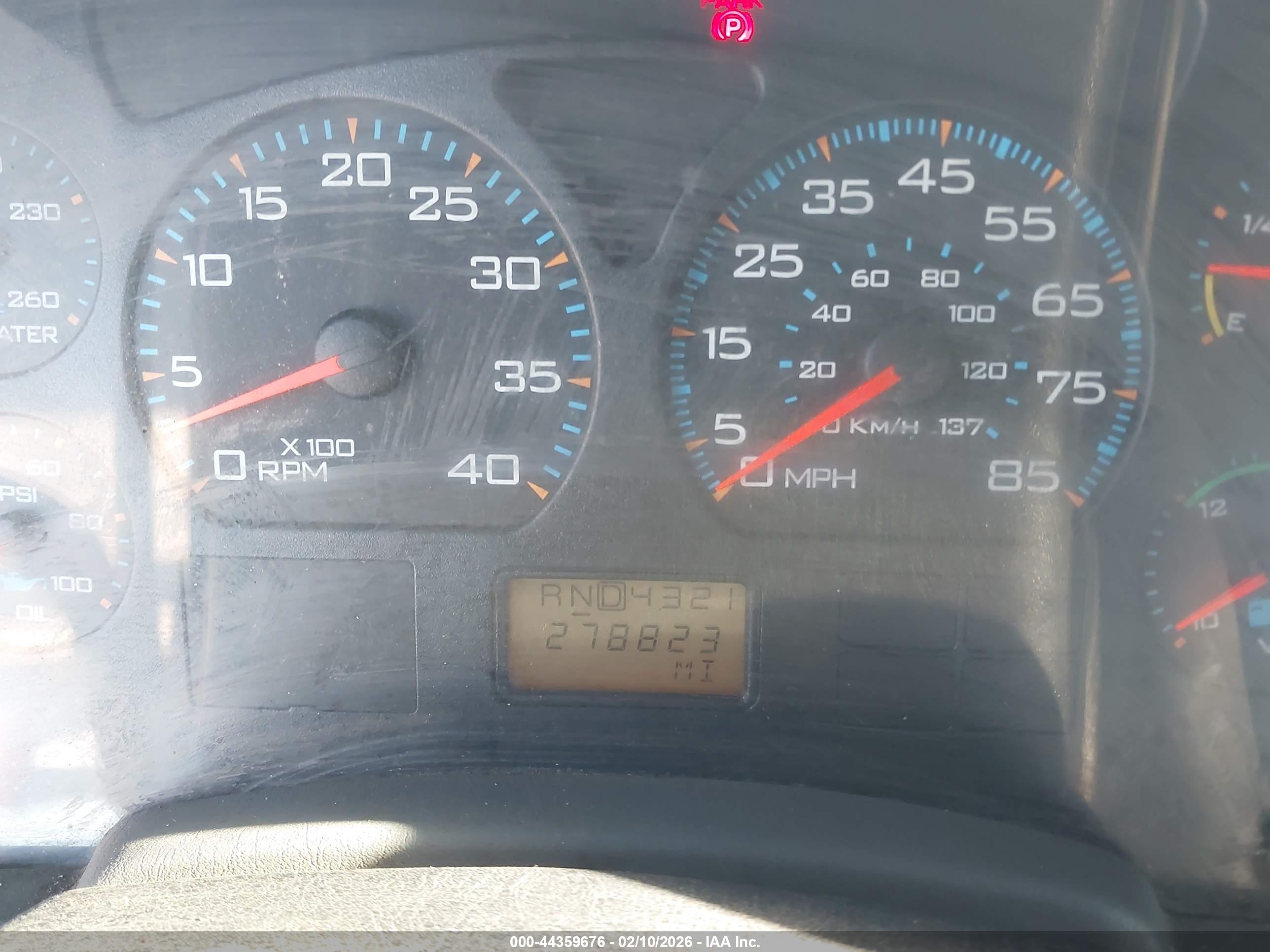 INTERNATIONAL 7000 image 6