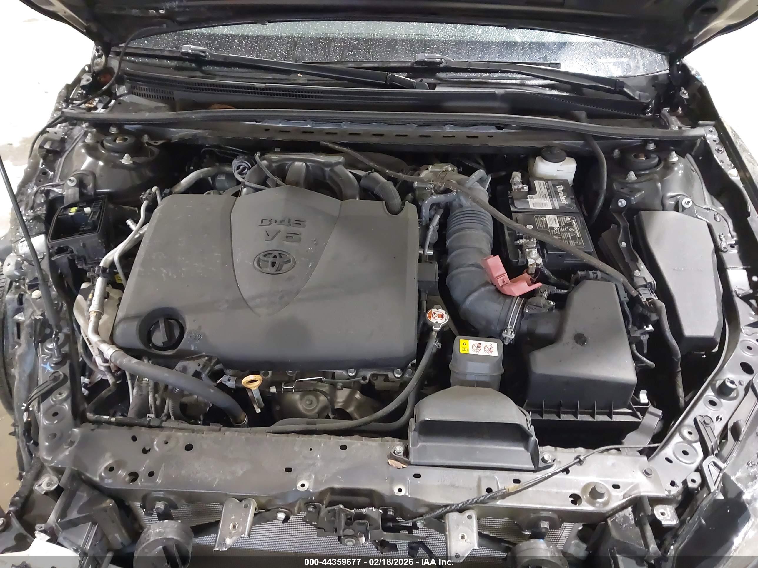 TOYOTA CAMRY image 10