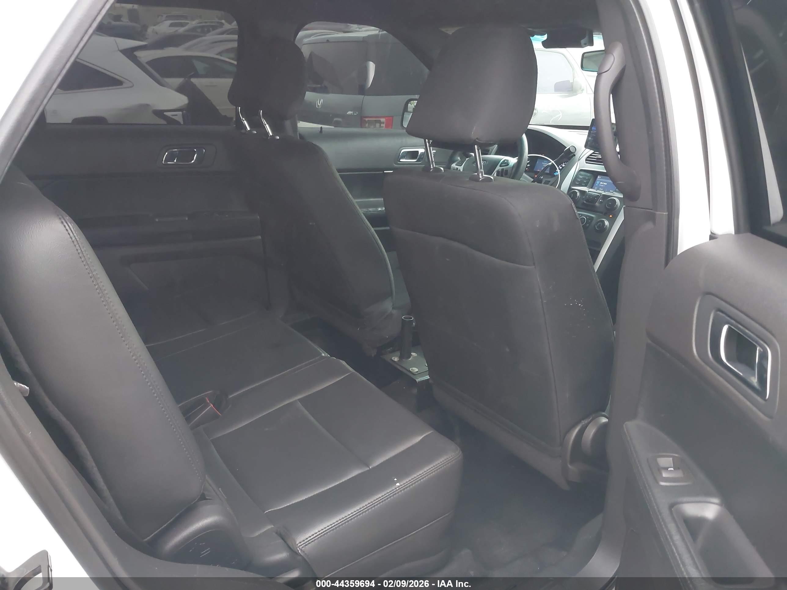 FORD UTILITY image 8