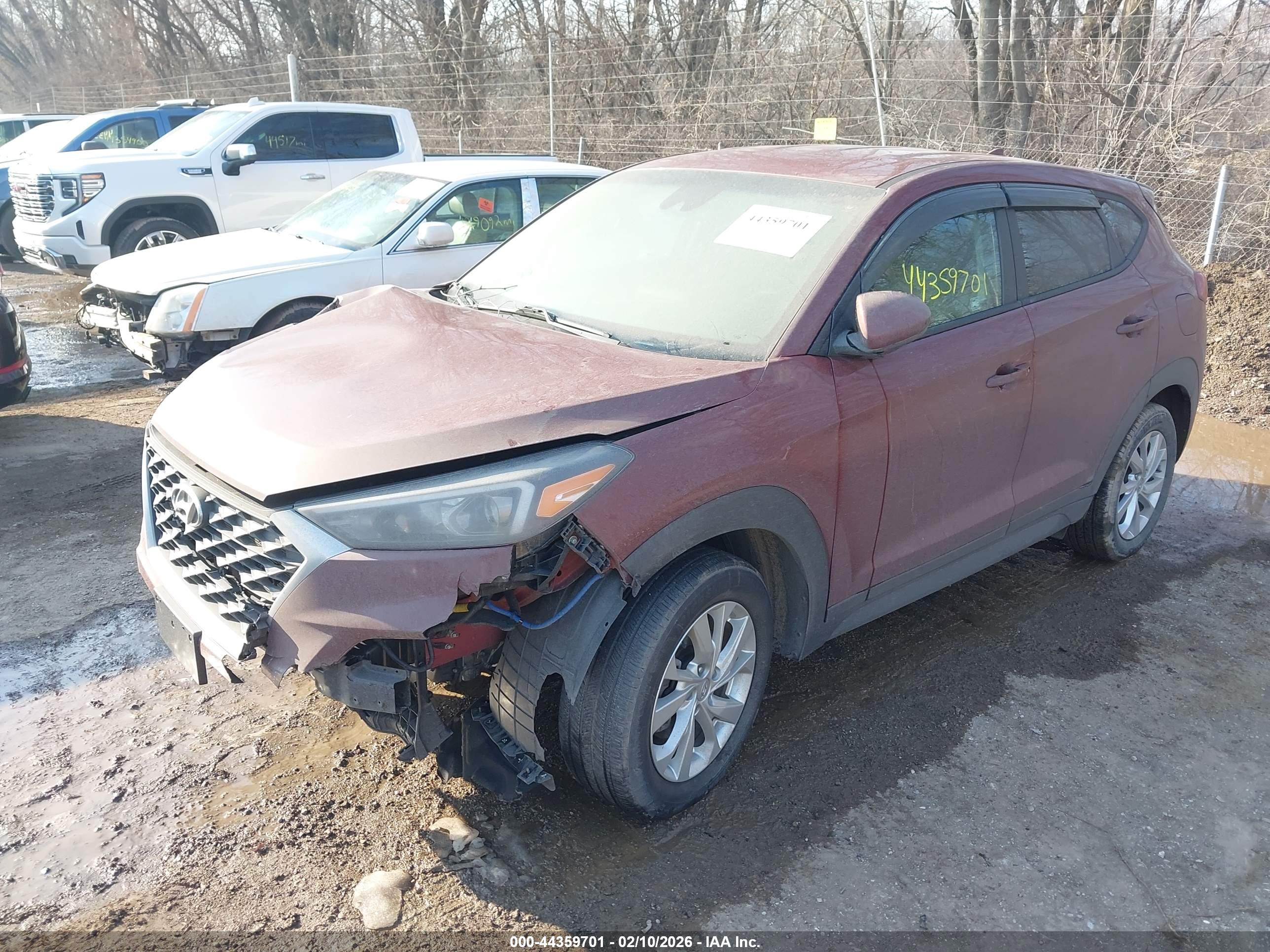 HYUNDAI TUCSON image 2