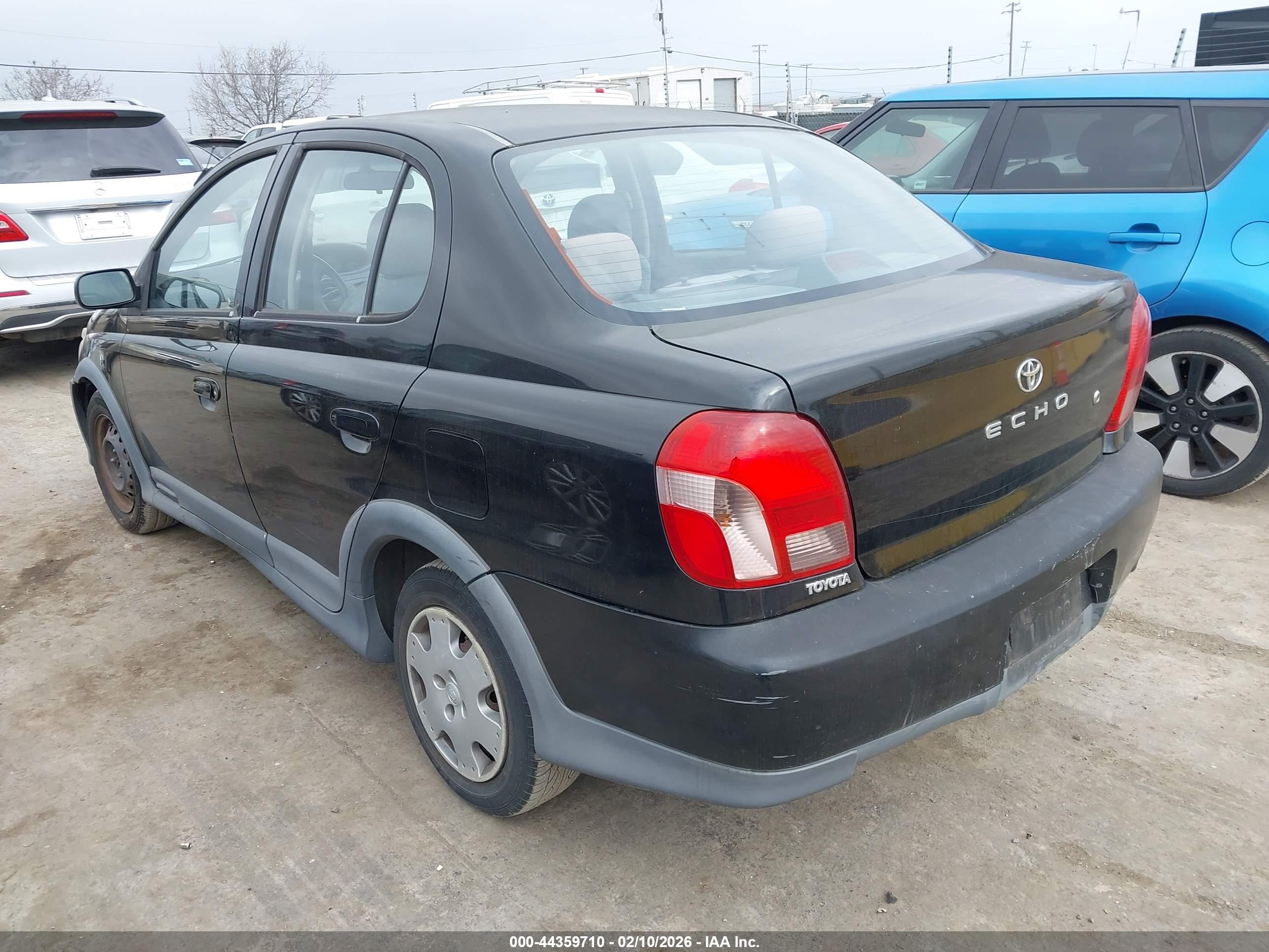 TOYOTA ECHO image 3