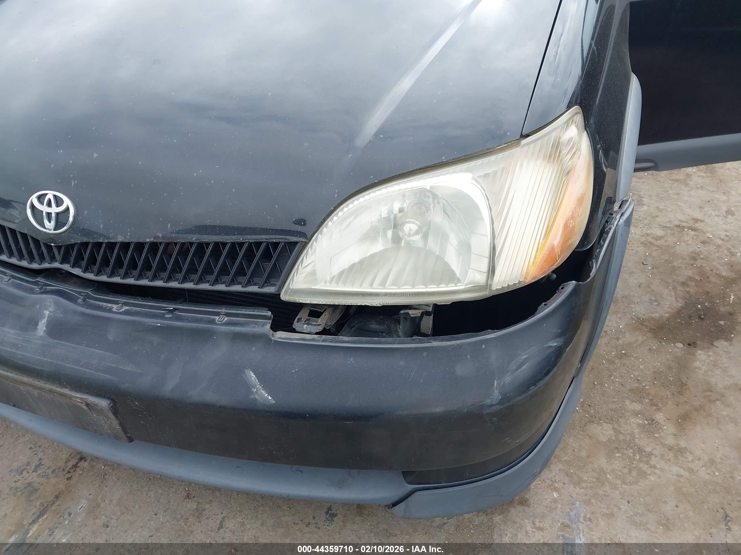 TOYOTA ECHO image 6