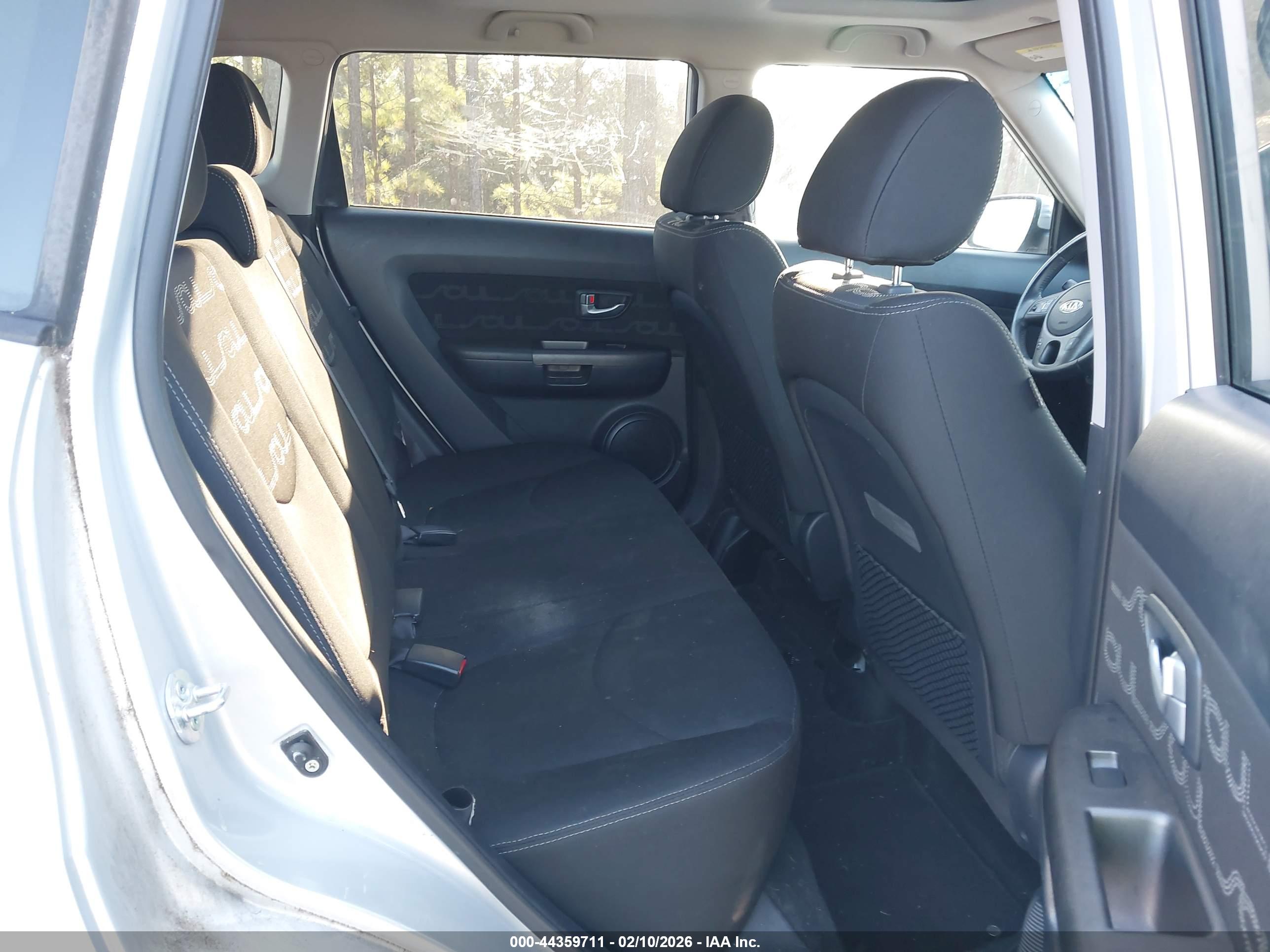 KIA SOUL image 8