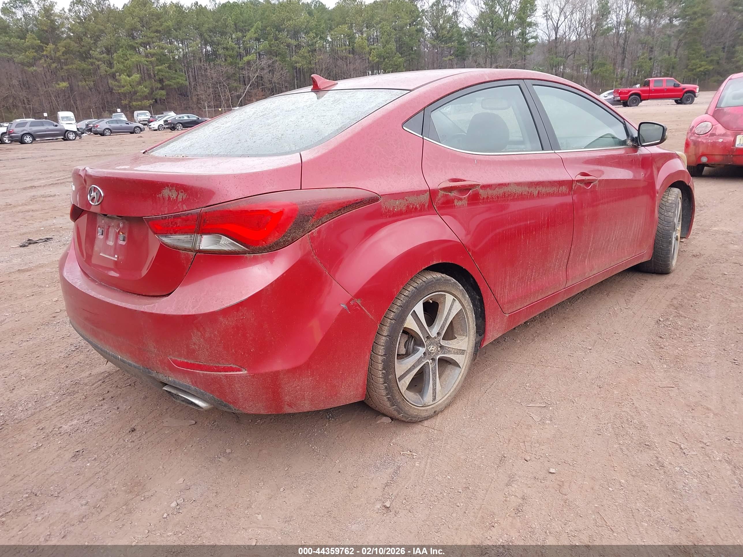 HYUNDAI ELANTRA image 4