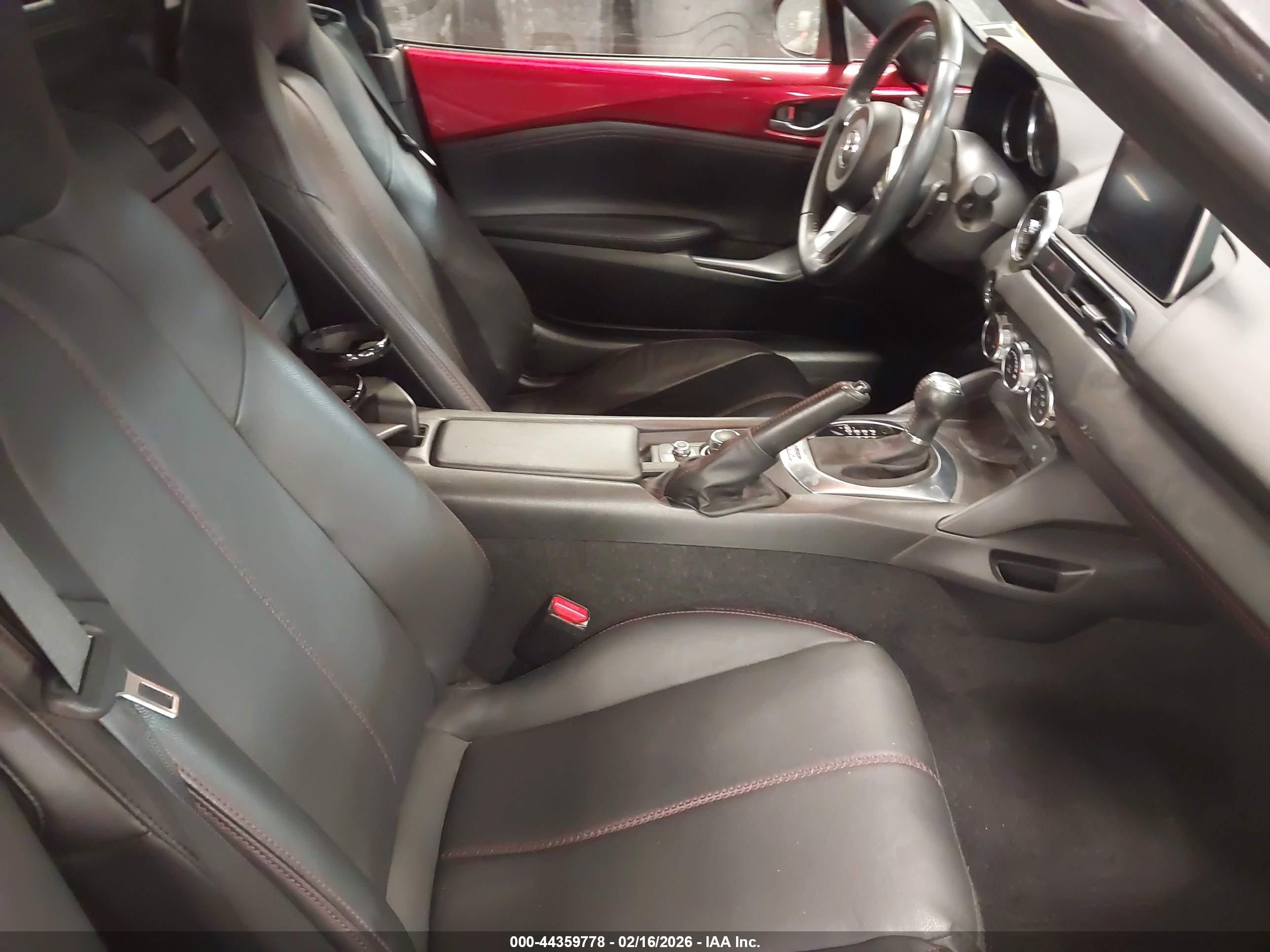 MAZDA MX-5 image 8