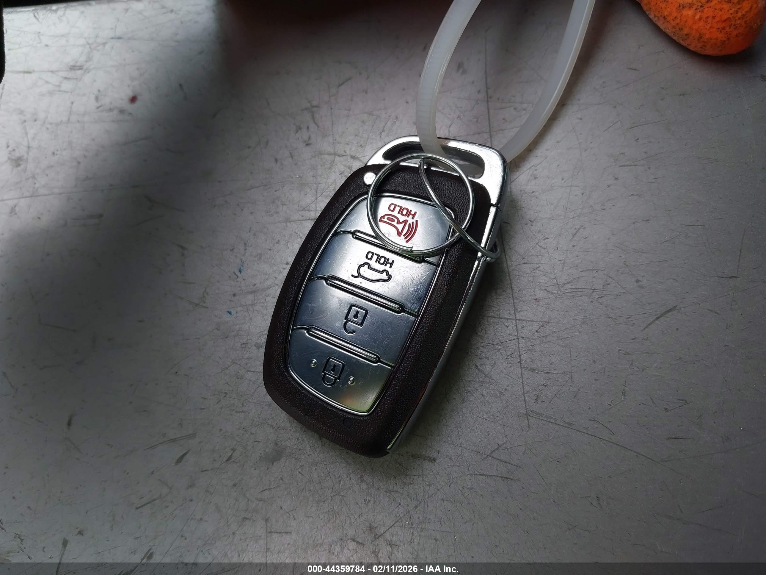 HYUNDAI IONIQ image 11