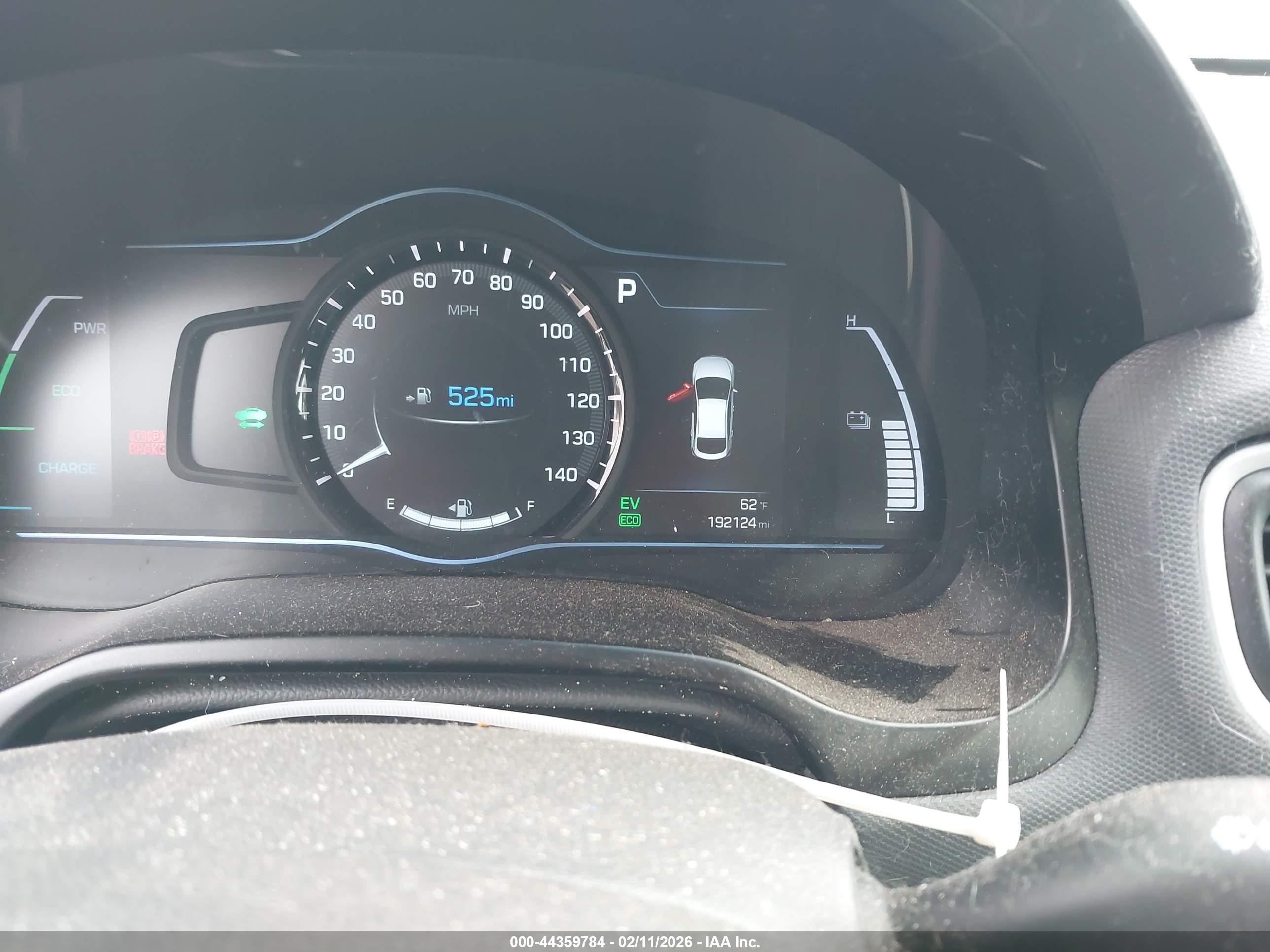 HYUNDAI IONIQ image 7