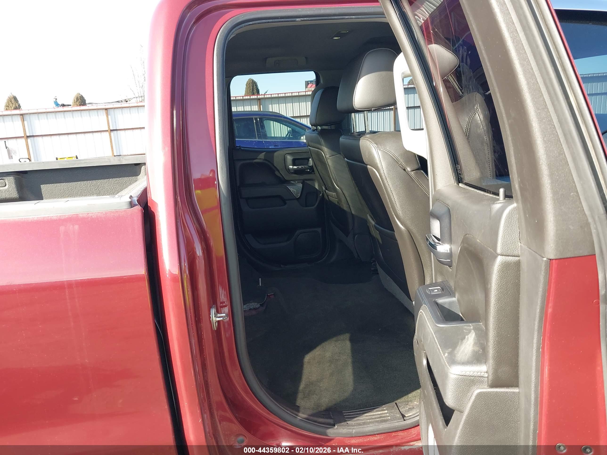 GMC SIERRA image 8