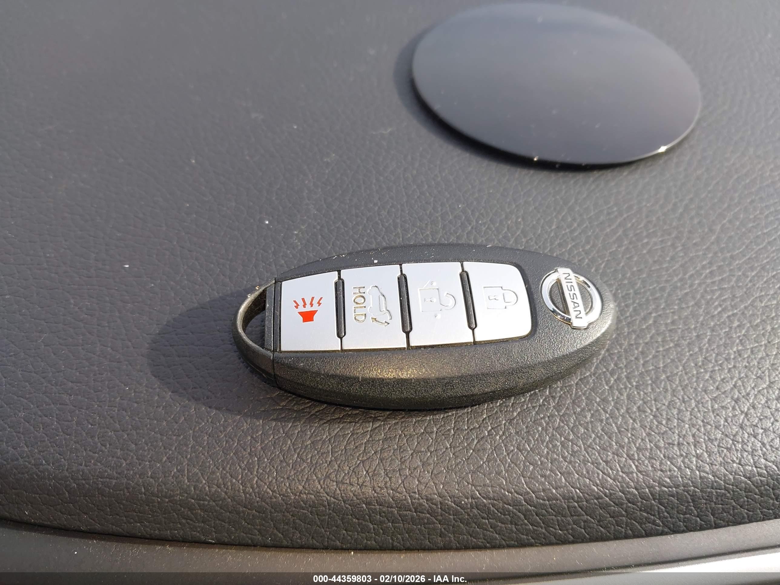 NISSAN ROGUE image 11