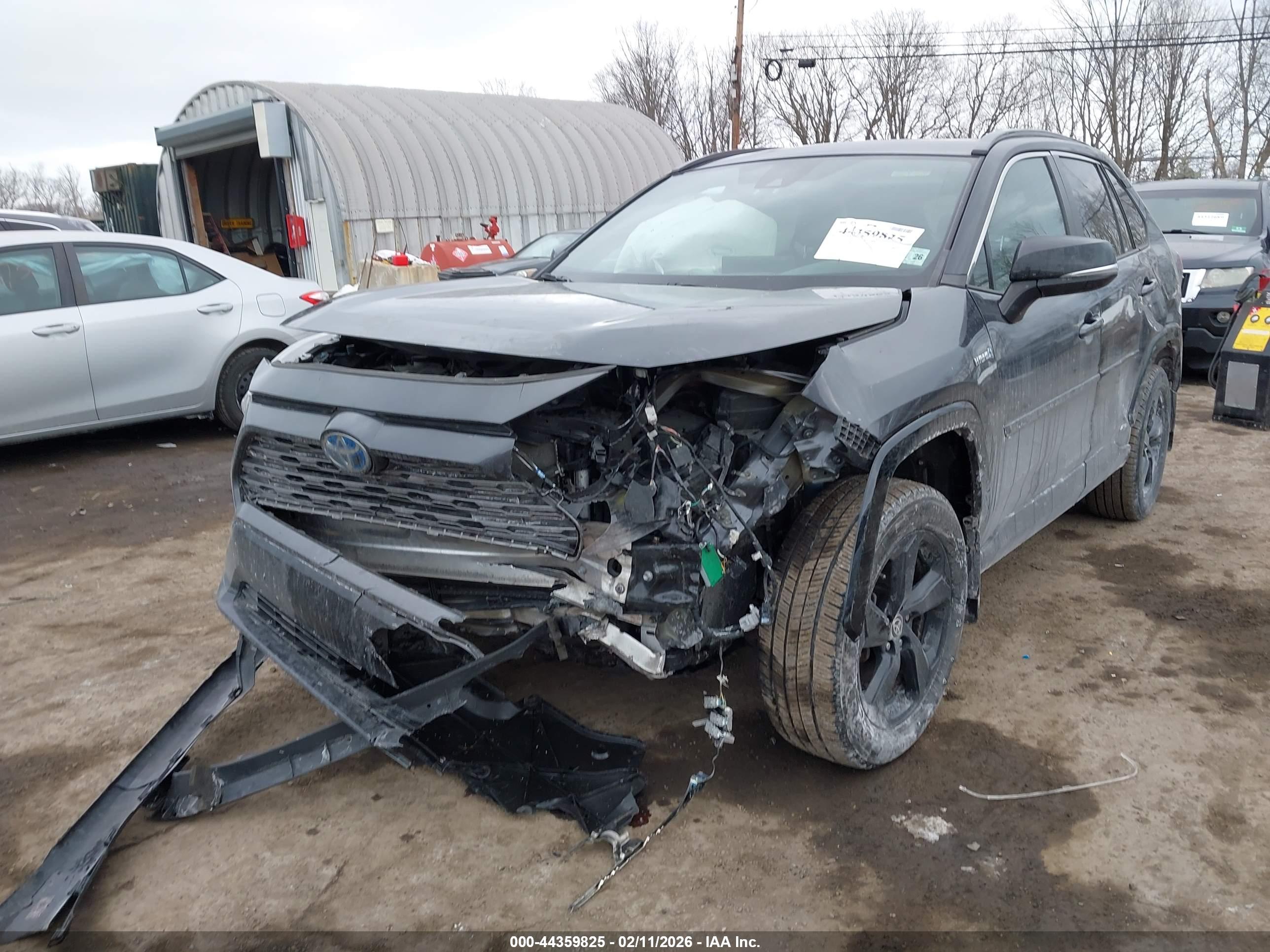 TOYOTA RAV4 image 6