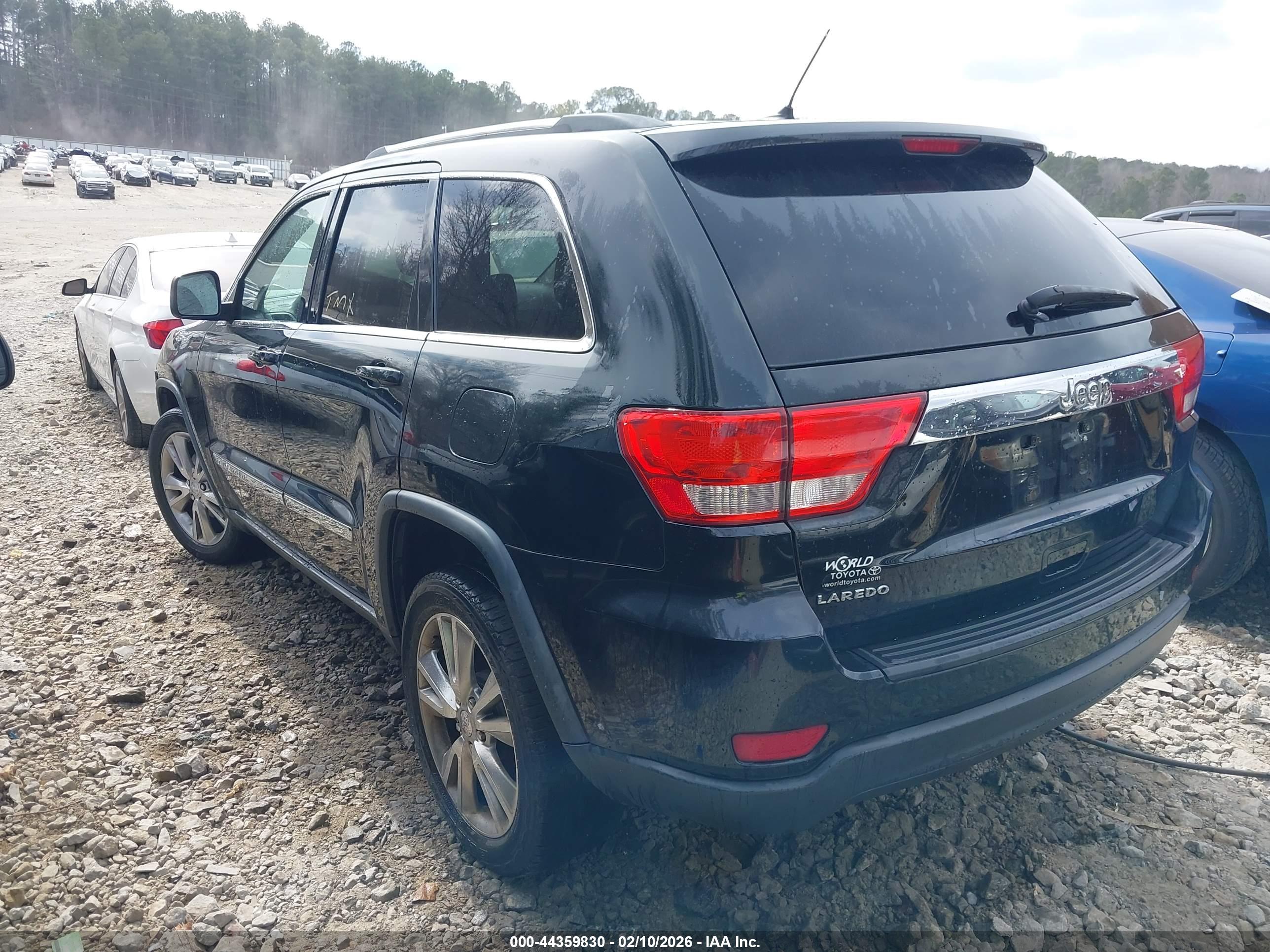 JEEP GRAND image 3