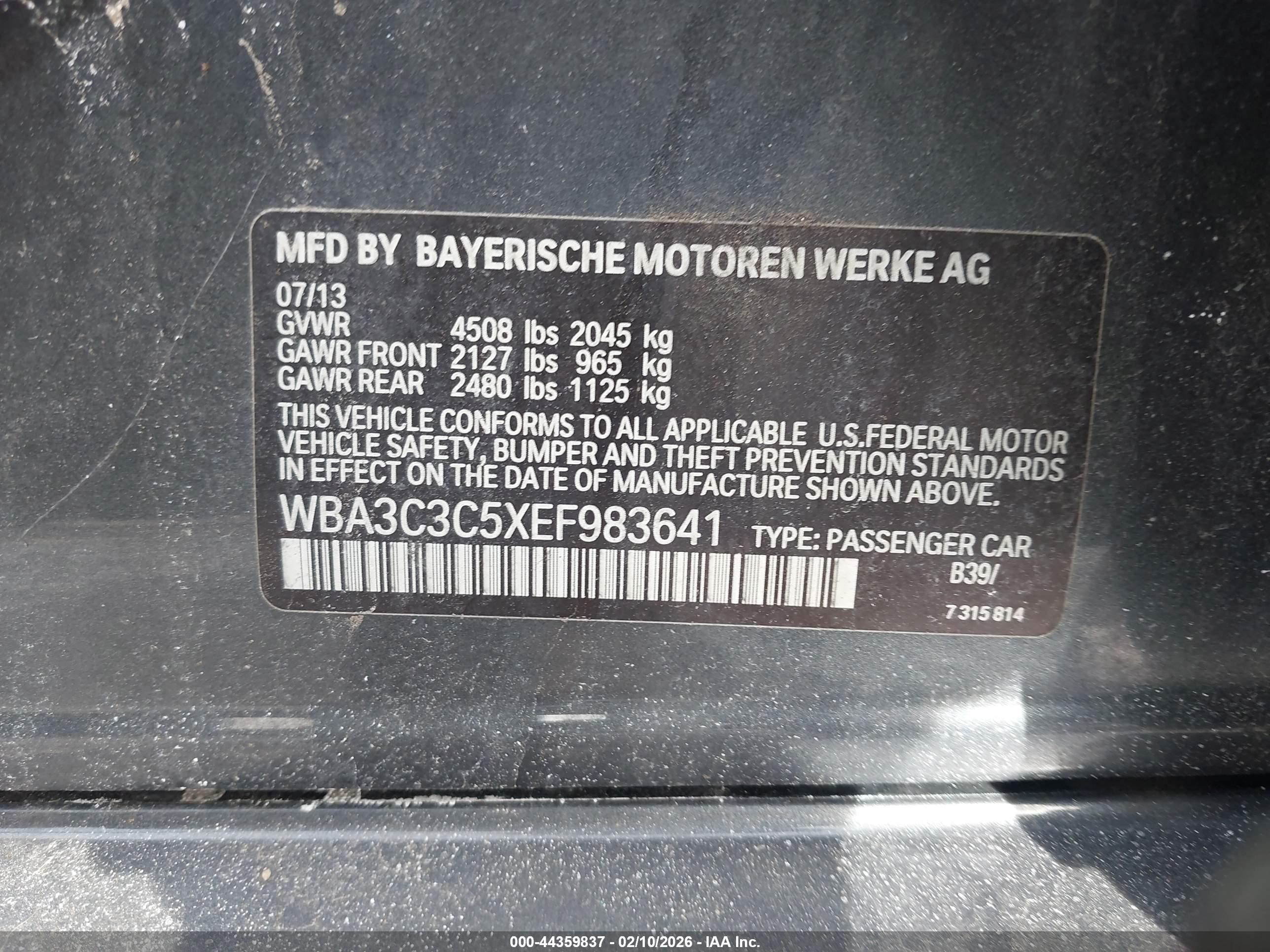 BMW 320I image 9