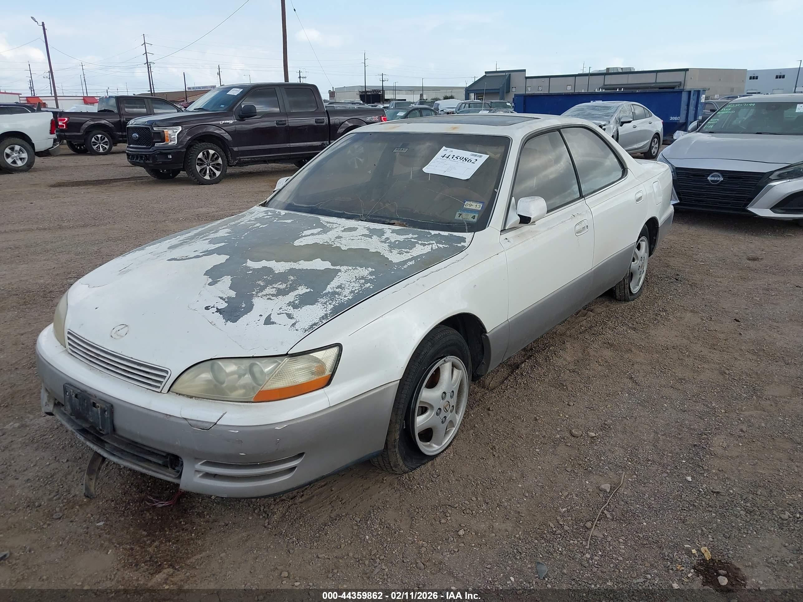 LEXUS ES image 2