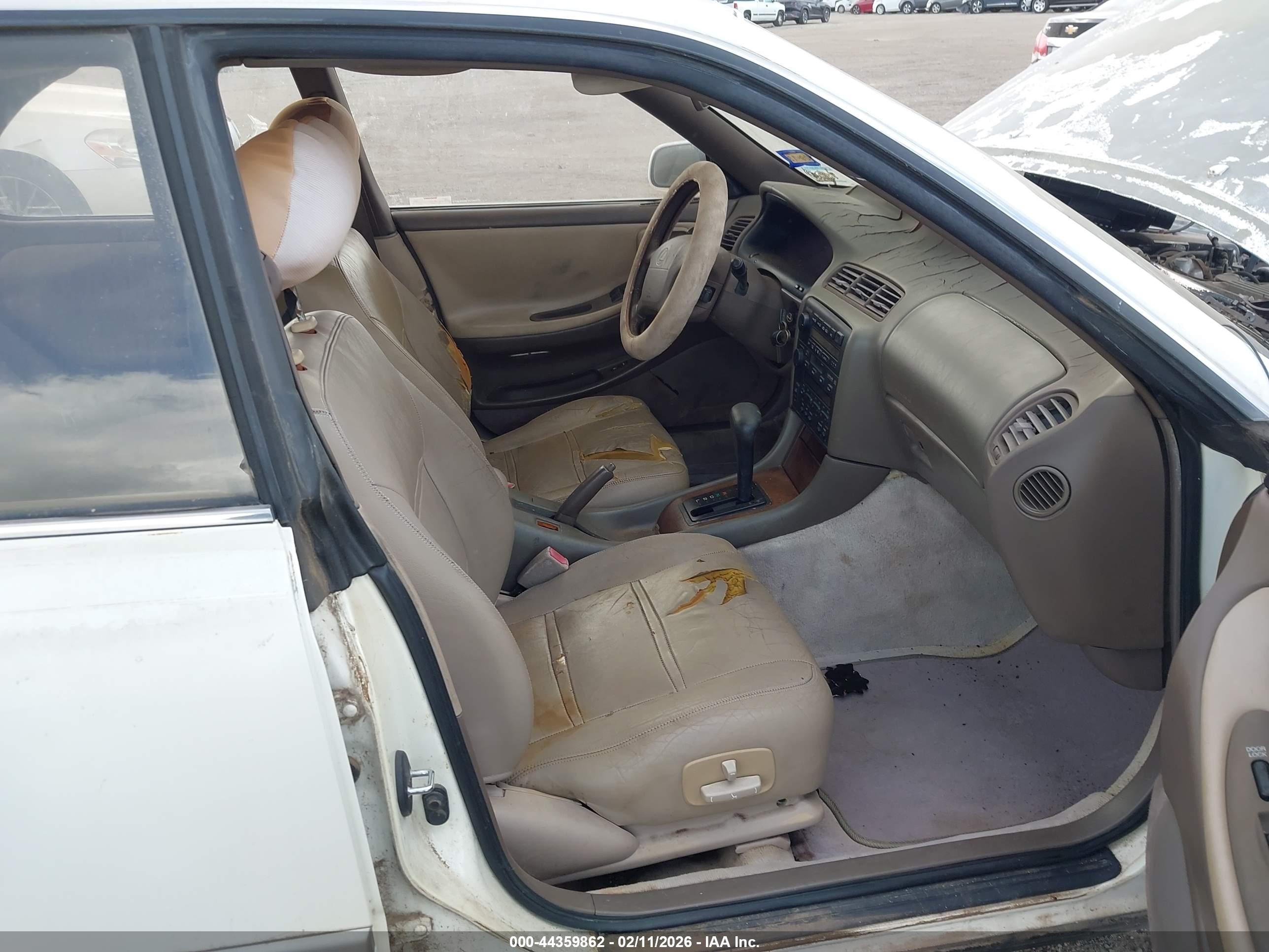LEXUS ES image 5