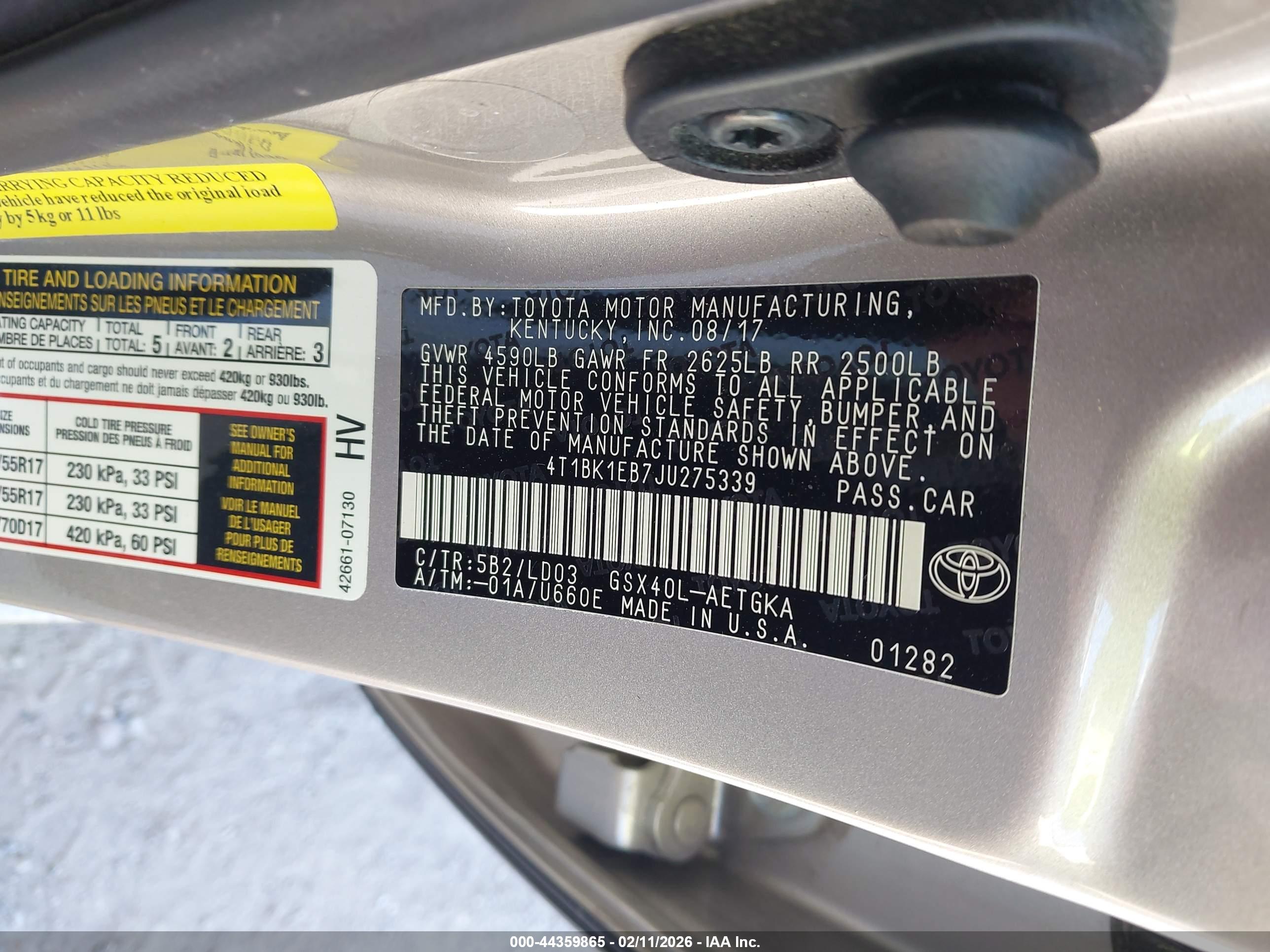 TOYOTA AVALON image 9