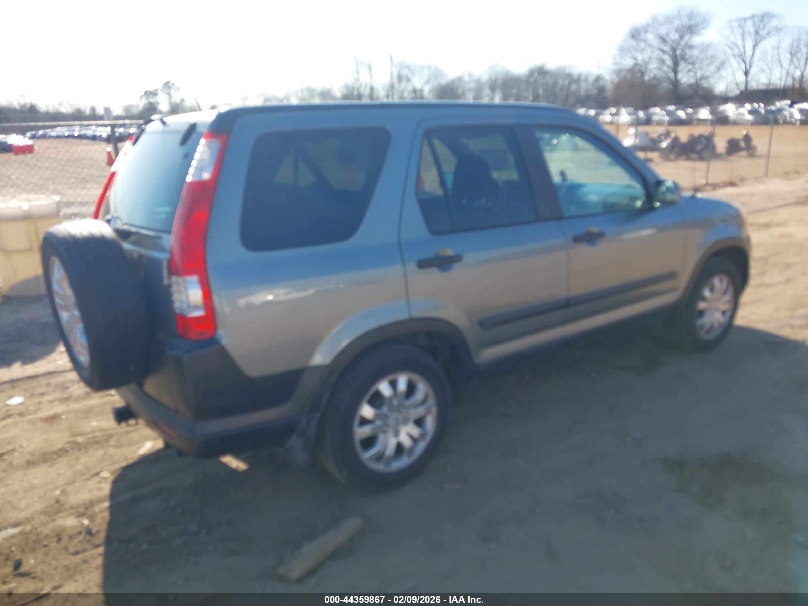 HONDA CR-V image 4