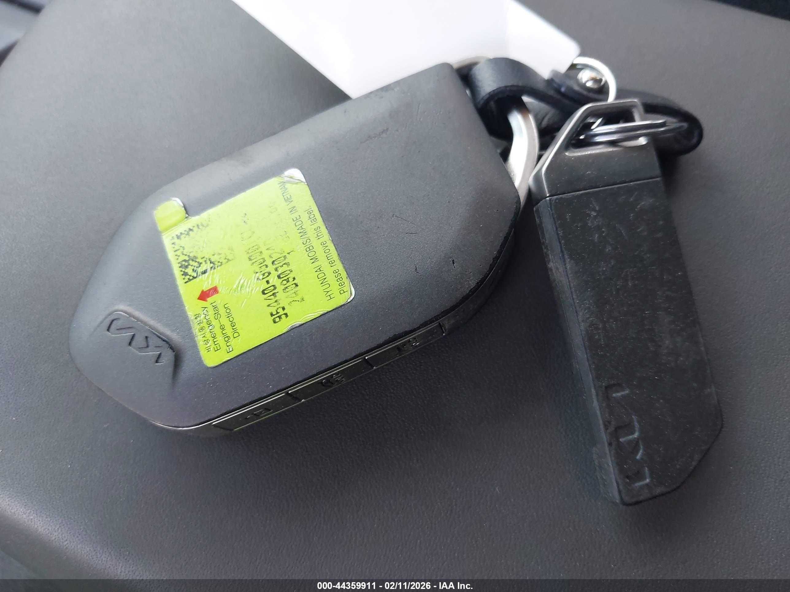 KIA K4 image 11