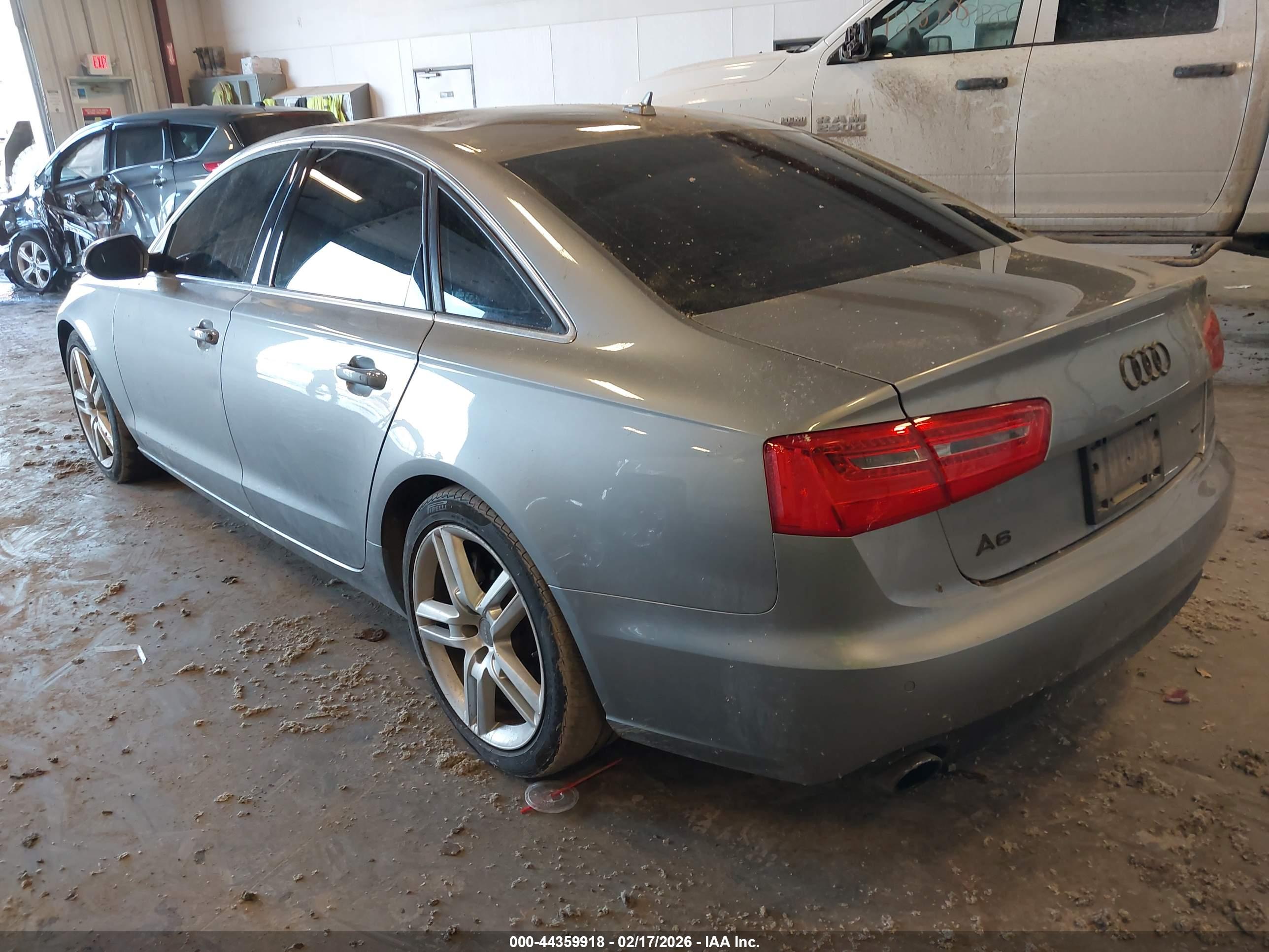 AUDI A6 image 3
