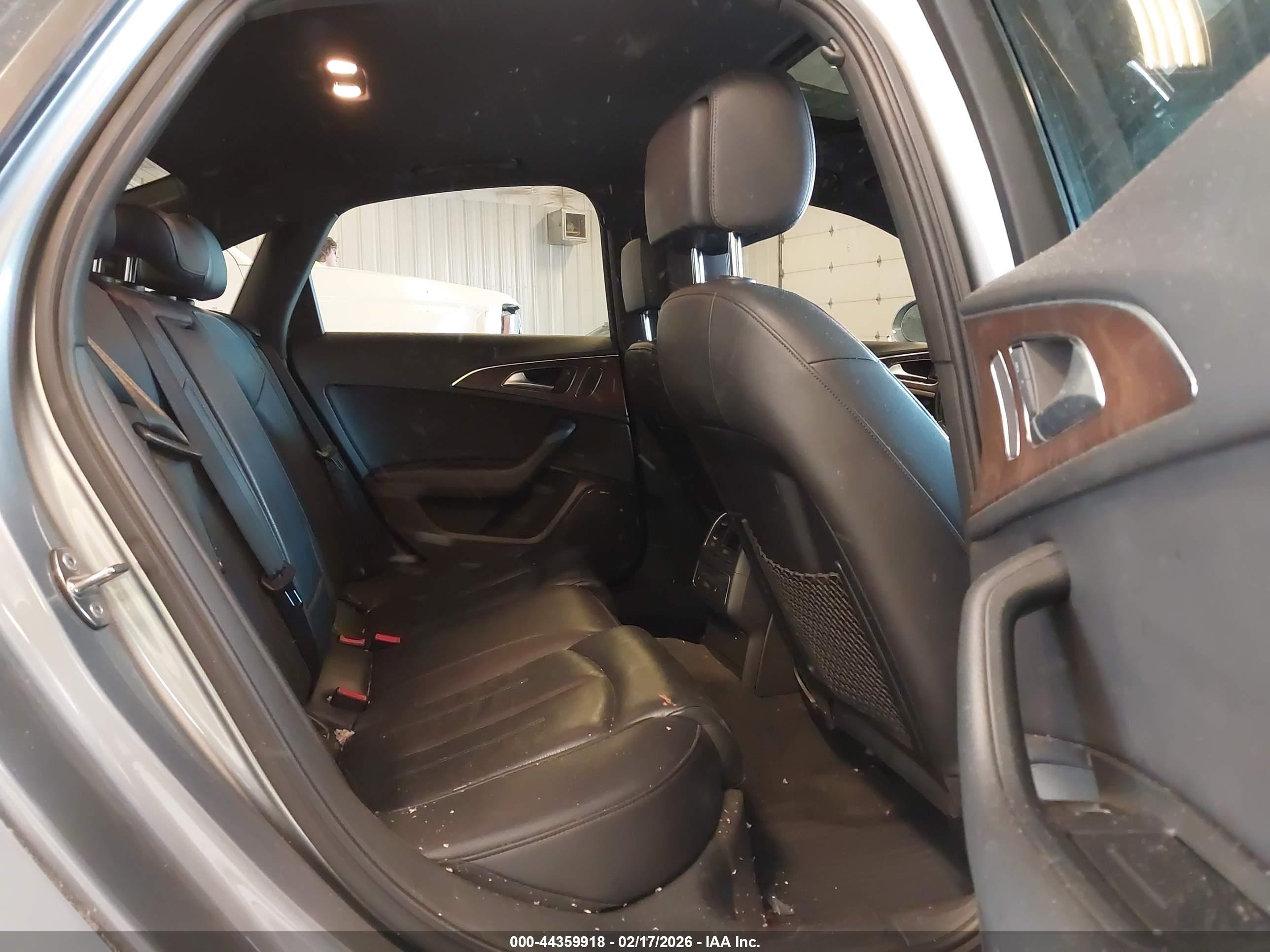 AUDI A6 image 8