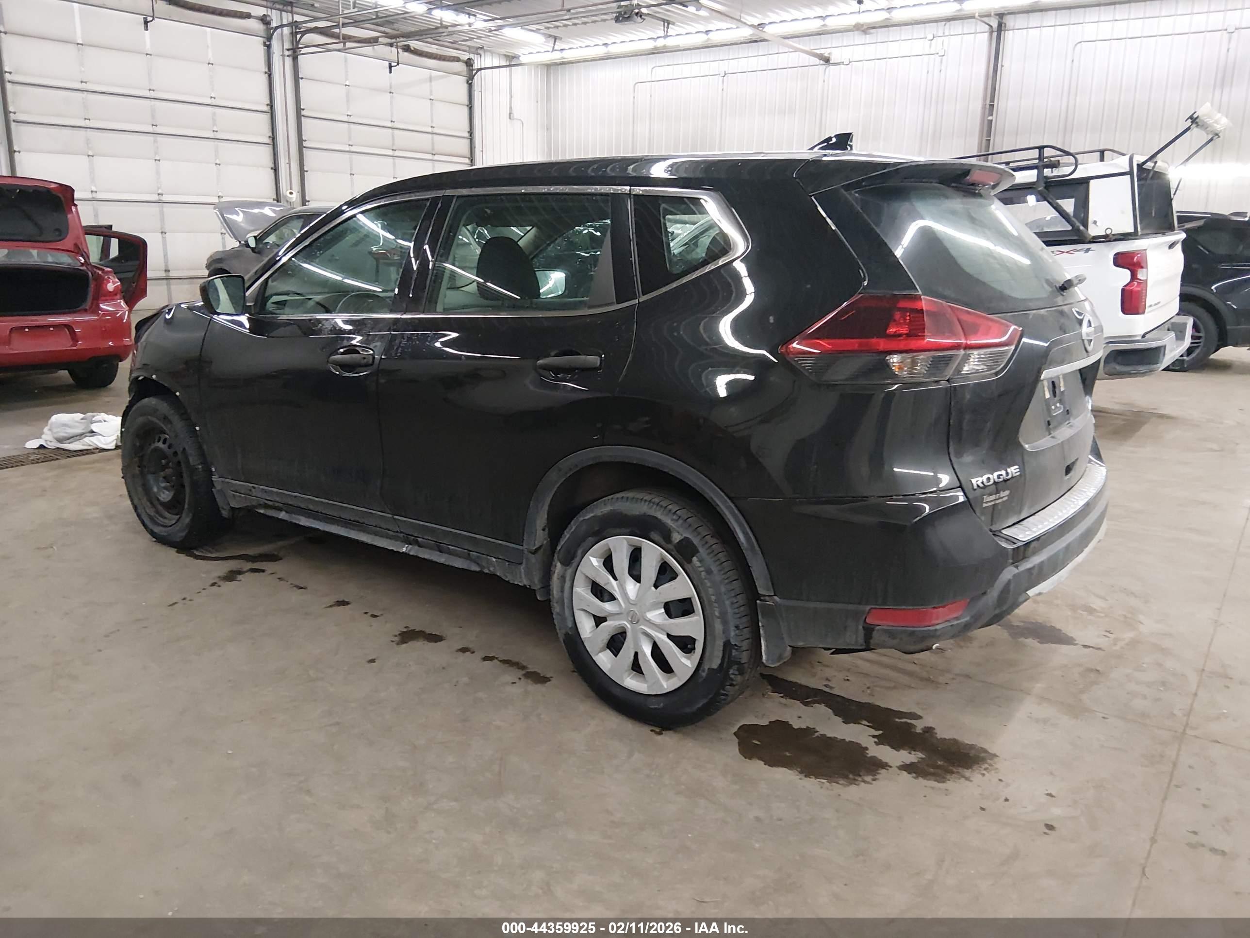 NISSAN ROGUE image 3