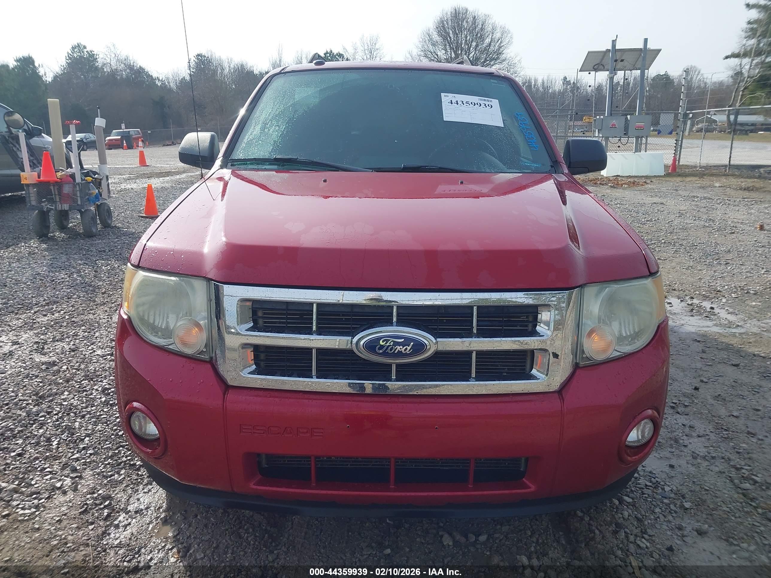FORD ESCAPE image 6