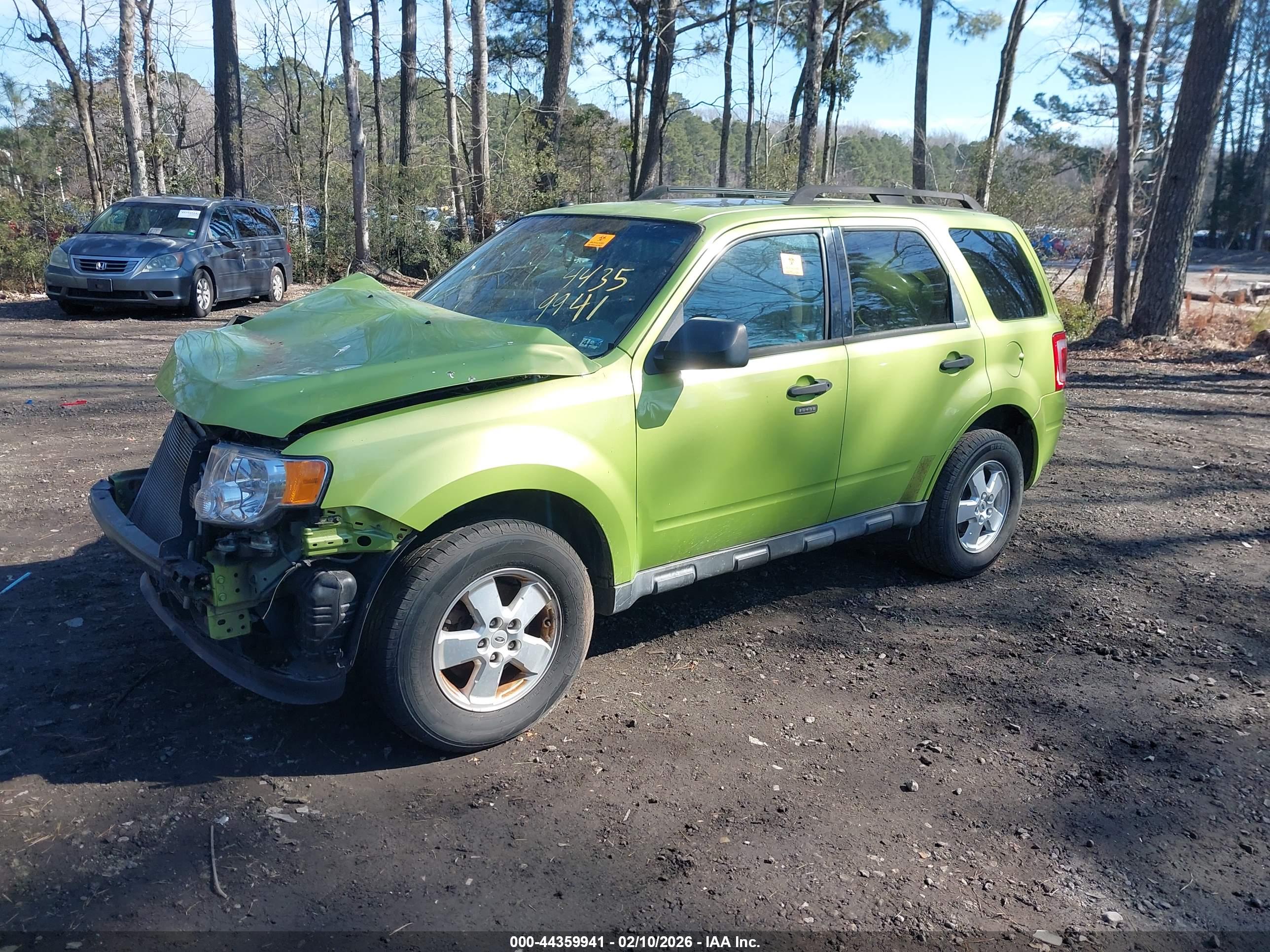 FORD ESCAPE image 2