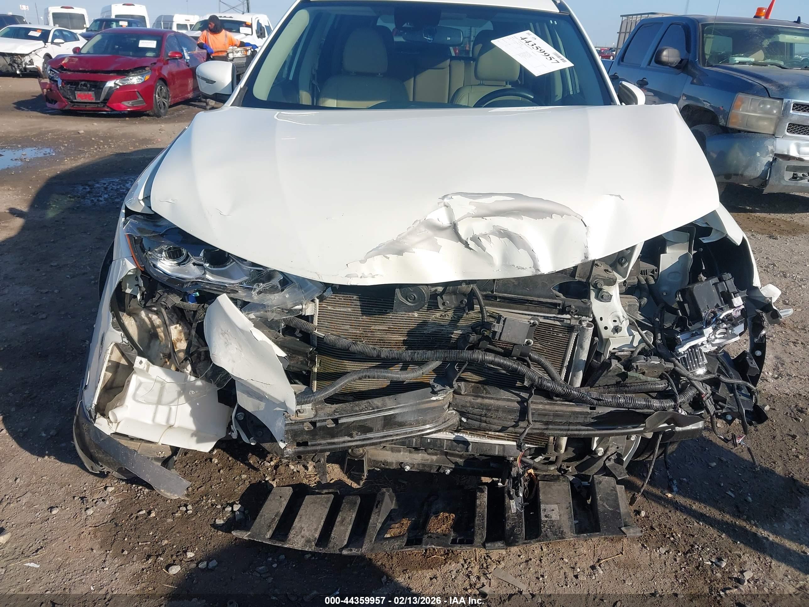 NISSAN ROGUE image 6