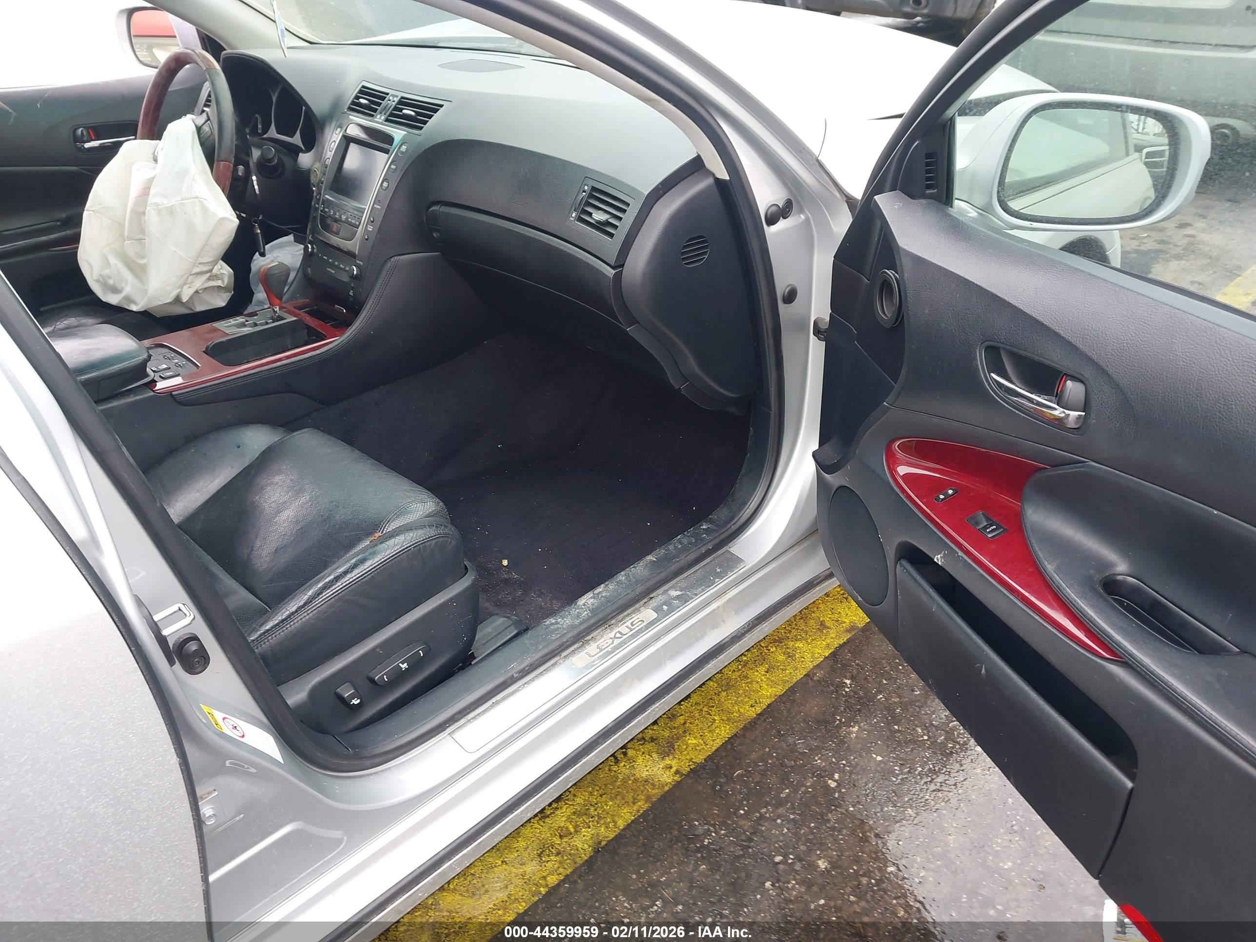 LEXUS GS image 5