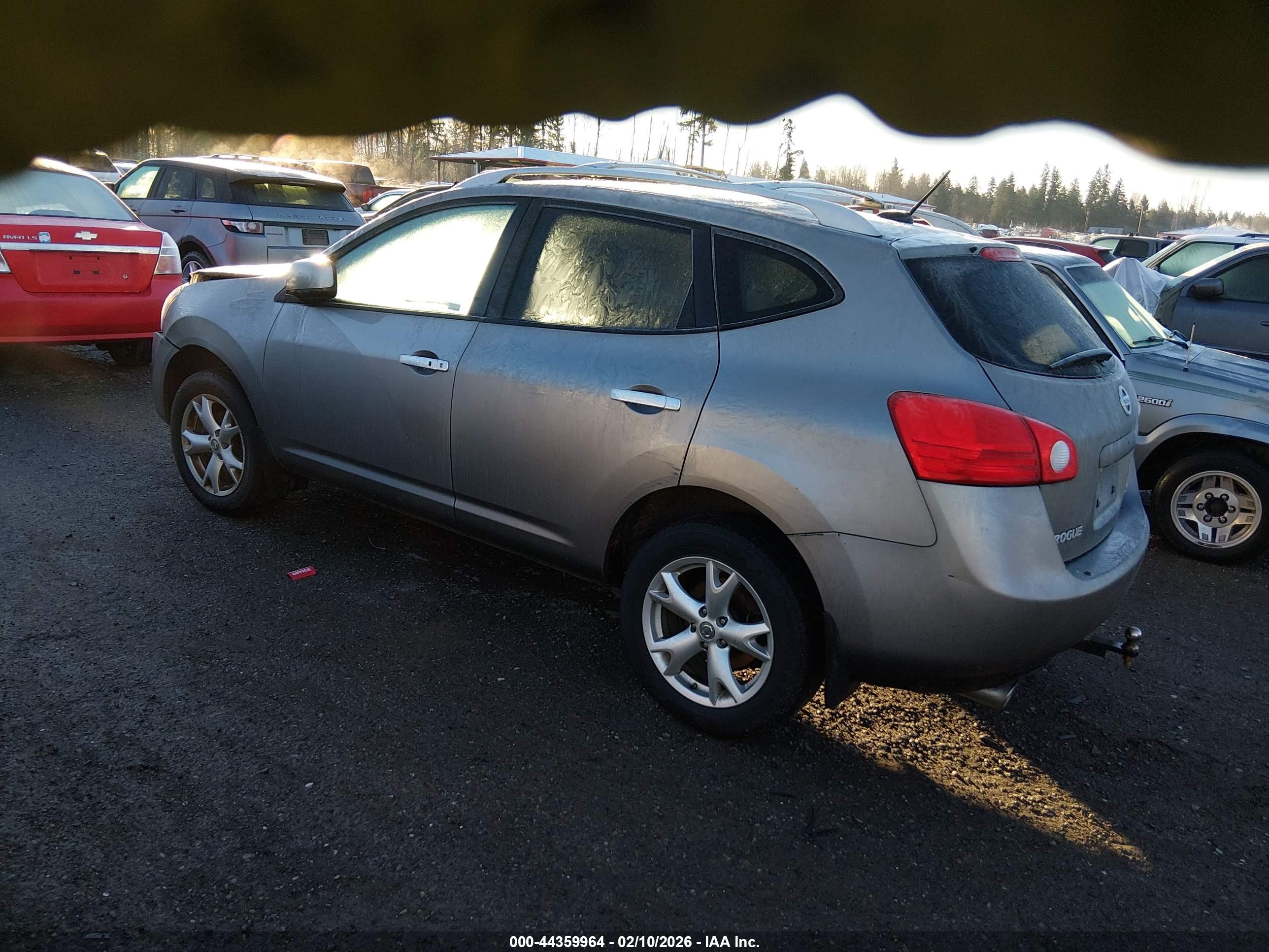 NISSAN ROGUE image 3