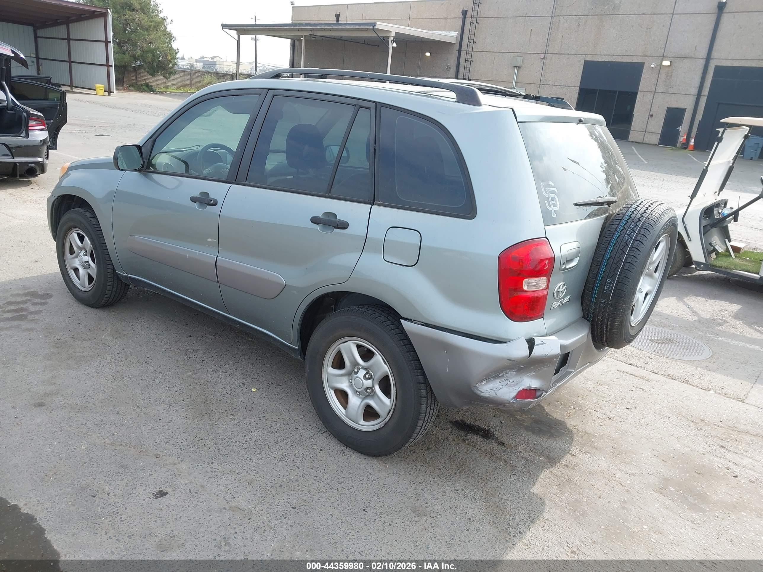 TOYOTA RAV4 image 3