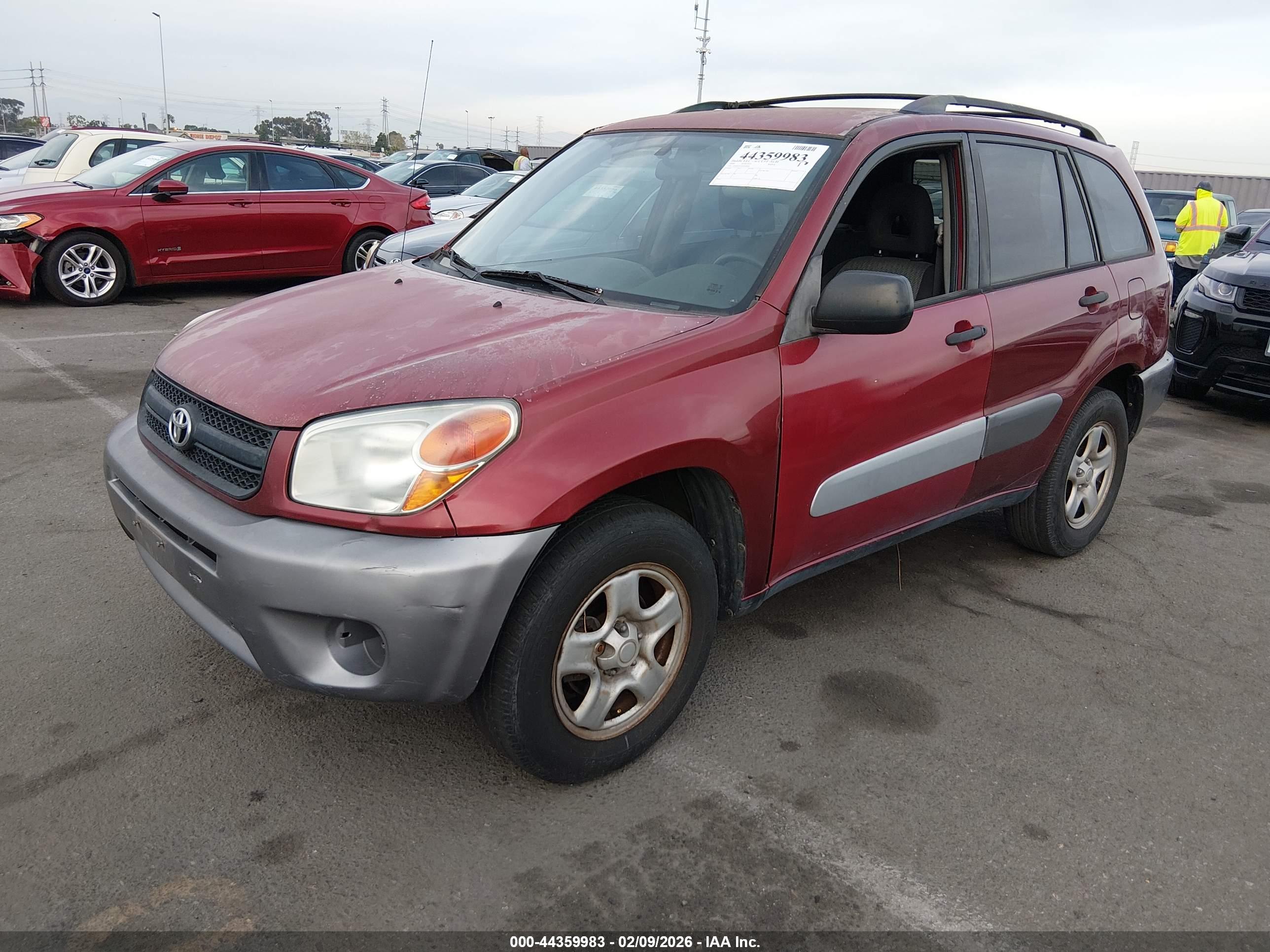 TOYOTA RAV4 image 2