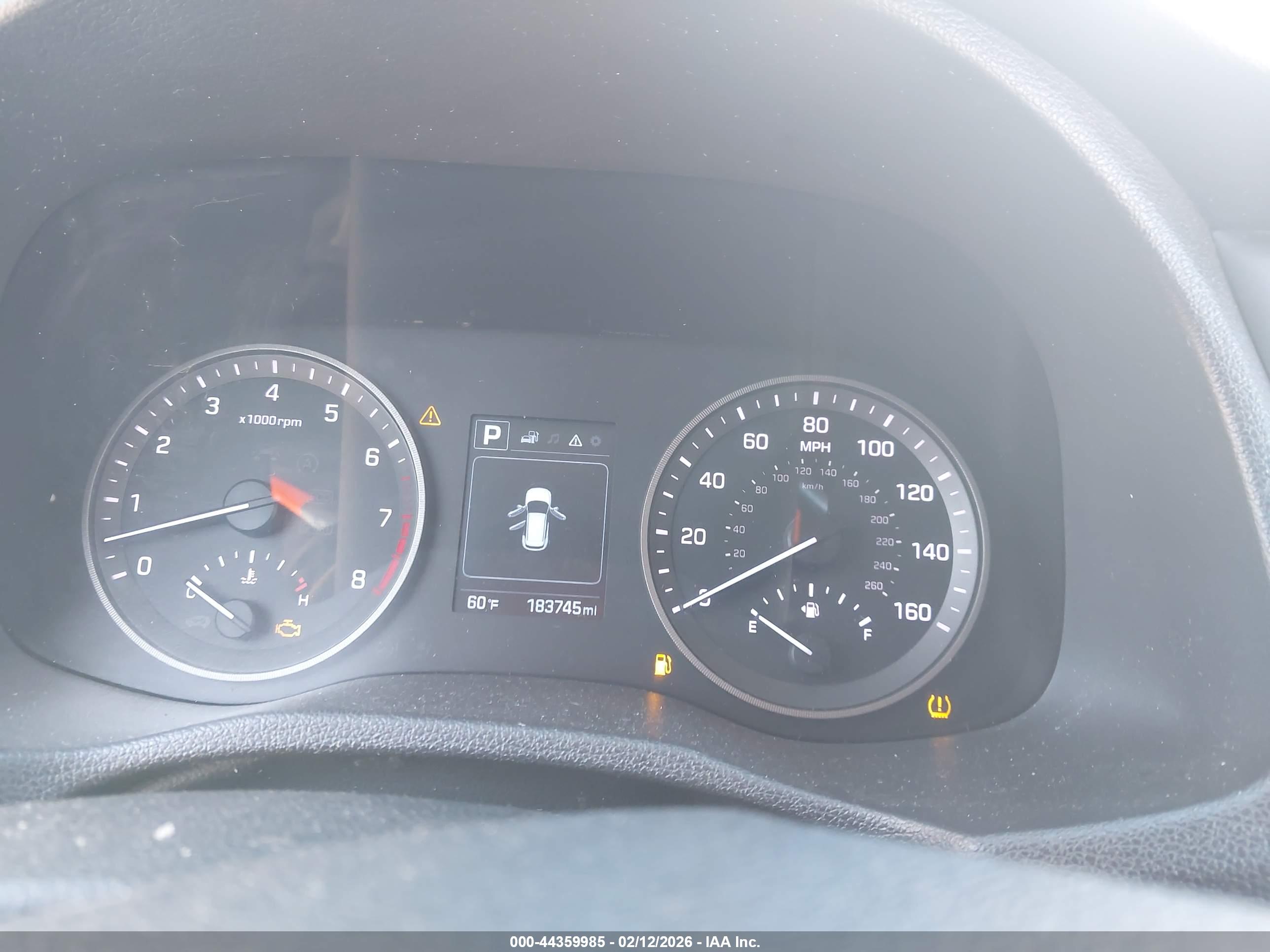 HYUNDAI TUCSON image 7