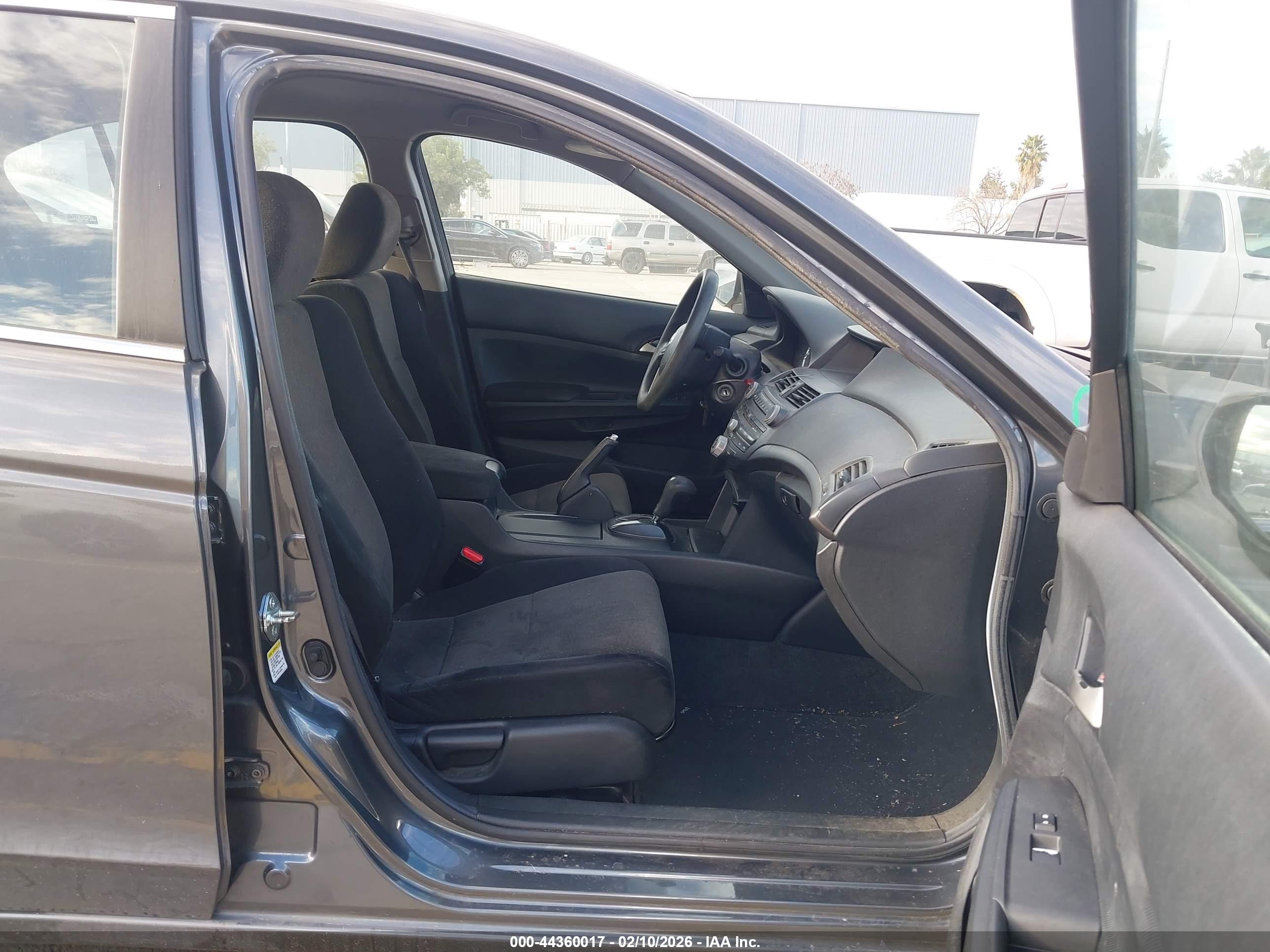 HONDA ACCORD image 5