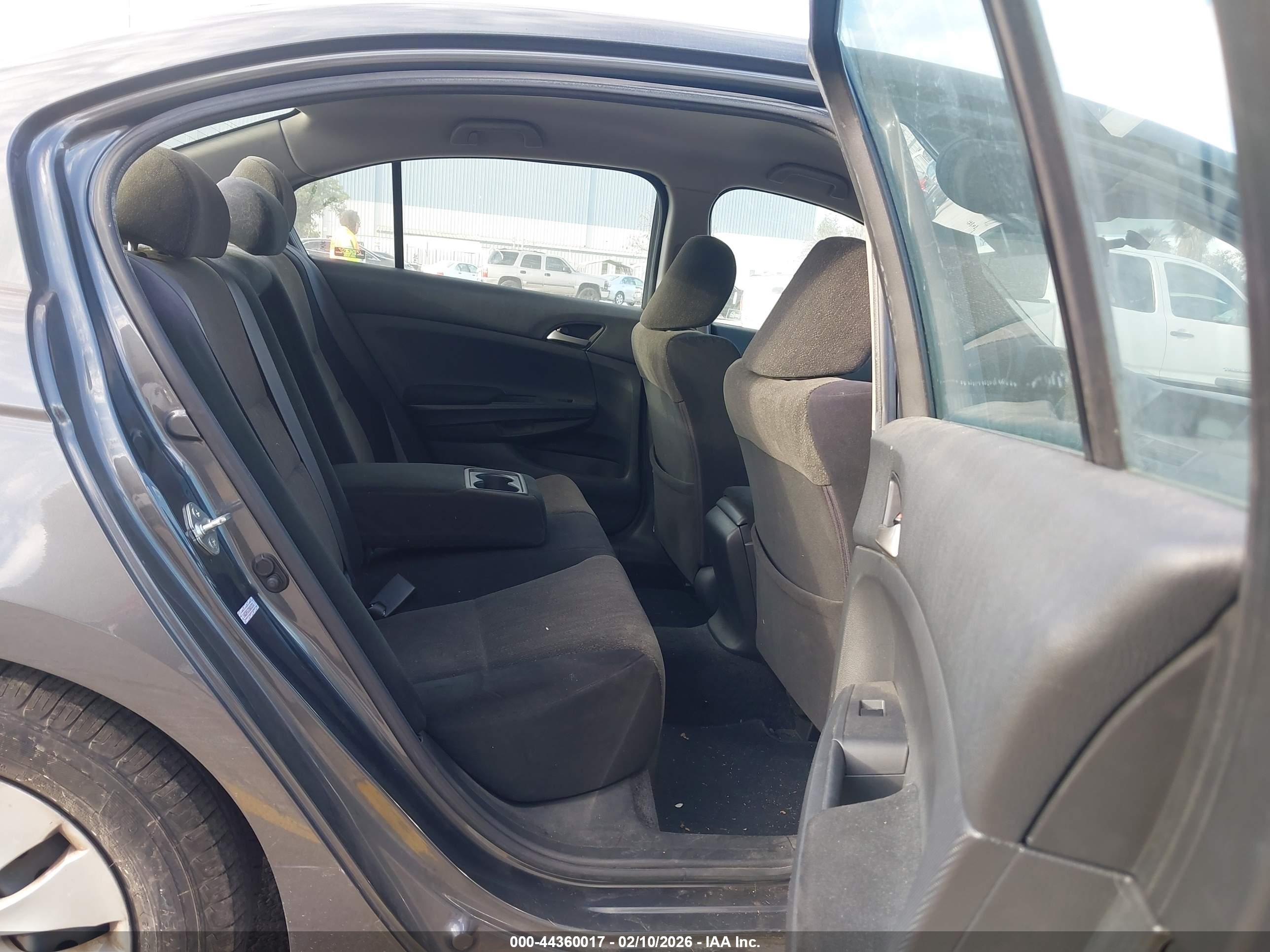 HONDA ACCORD image 8