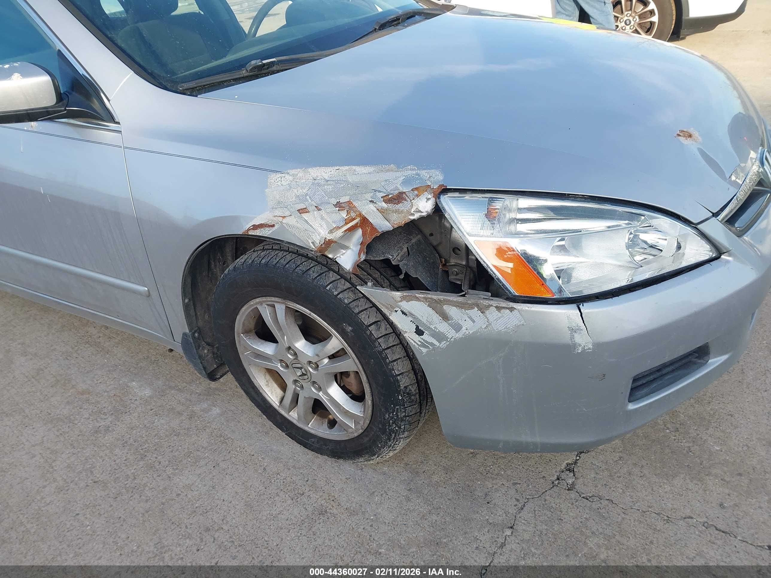 HONDA ACCORD image 6