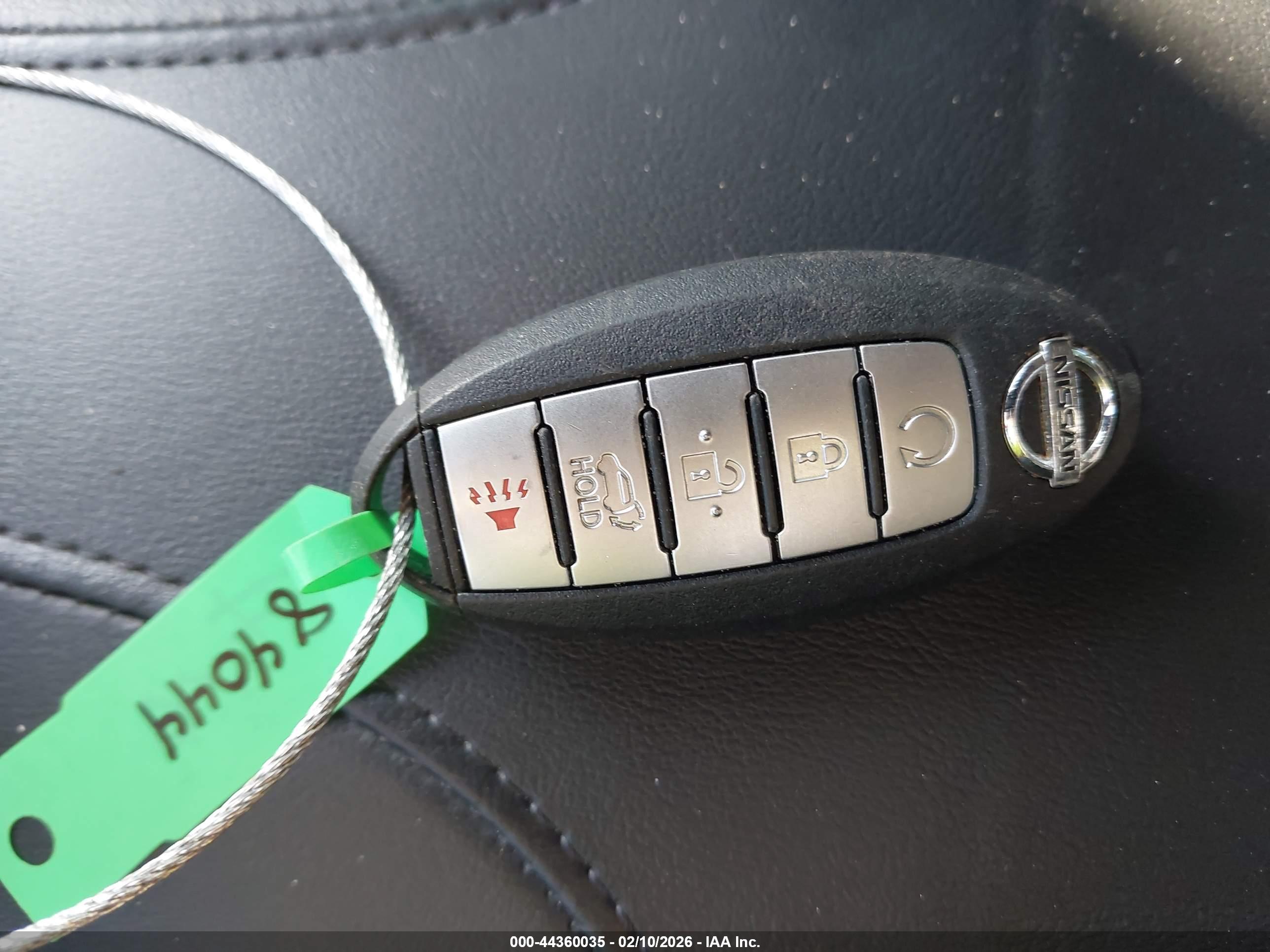 NISSAN ROGUE image 11